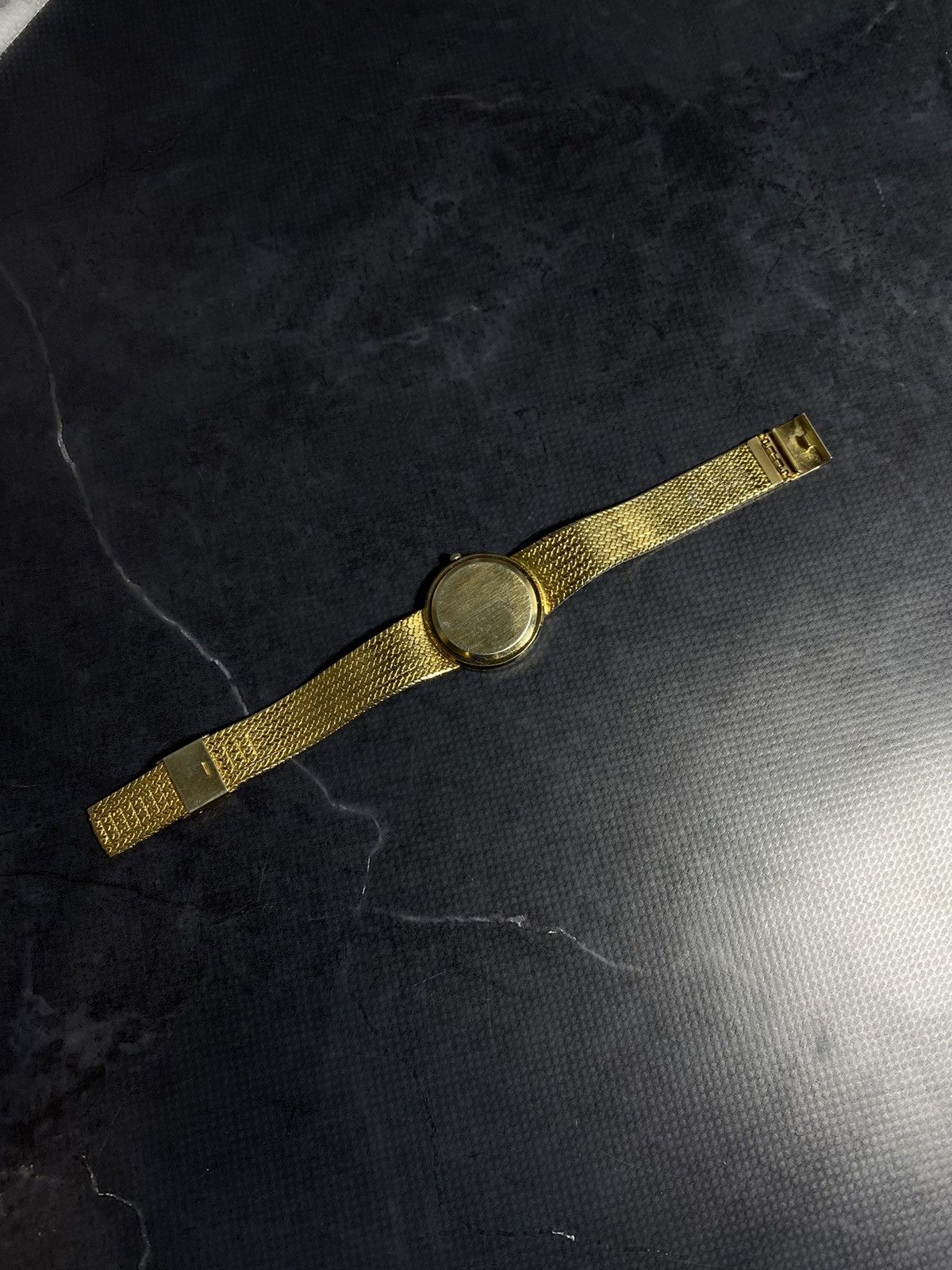 Vintage Vintage gold watch with Statue of Liberty – Japanese brand Size ONE SIZE - 4 Thumbnail