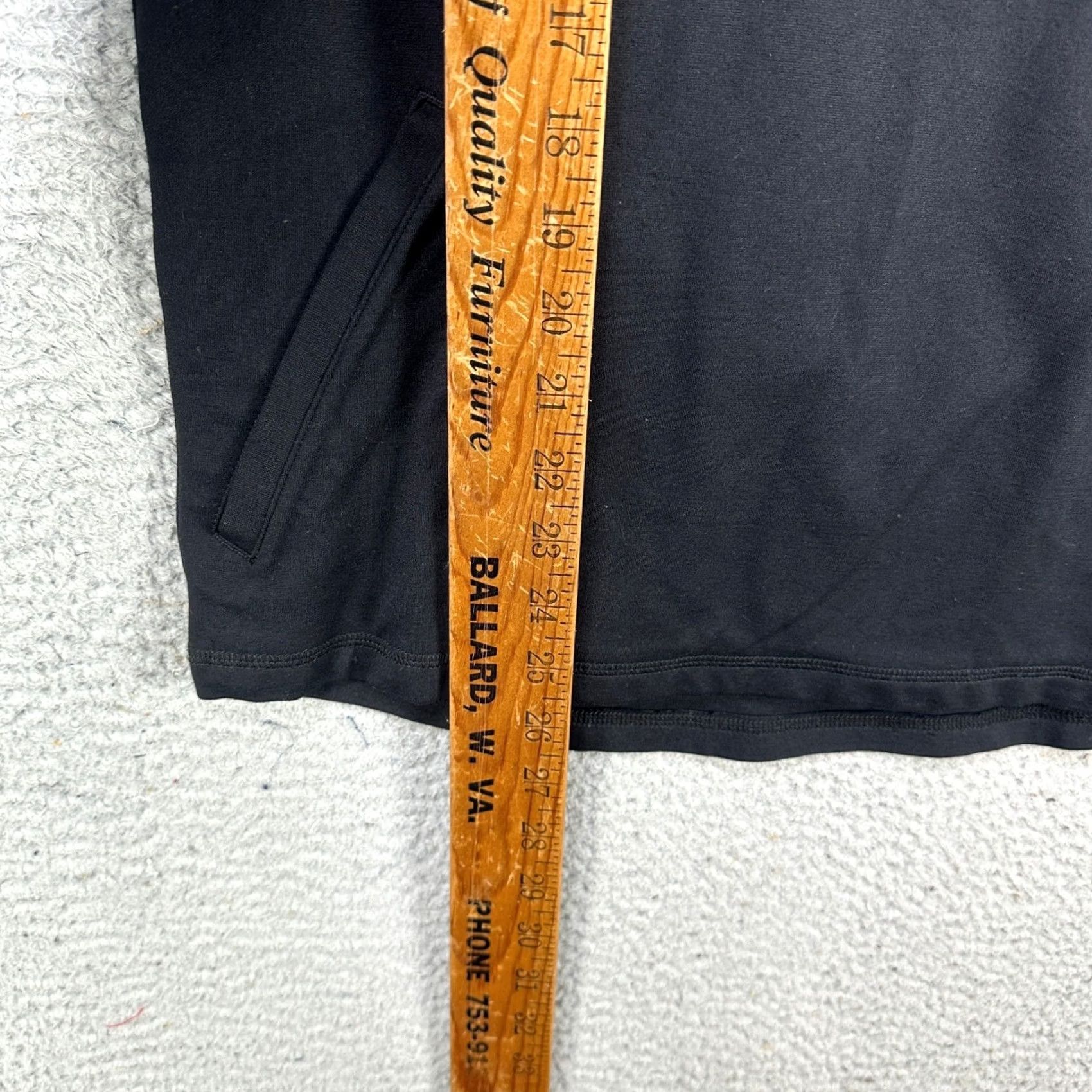 Mizzen+Main Mizzen Mein Shirt Hoodie Mens Medium Black Lightweight Stretch Athletic Shirt Hoodie Mens Large? Size US M / EU 48-50 / 2 - 6 Thumbnail
