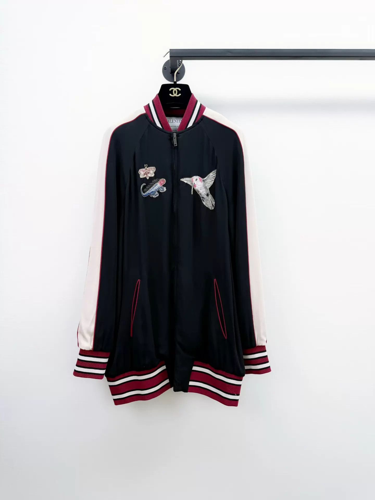 Valentino Valentino Silk Embroidered Men's Baseball 42 Worn 1x Size M / US 6-8 / IT 42-44 - 1 Thumbnail