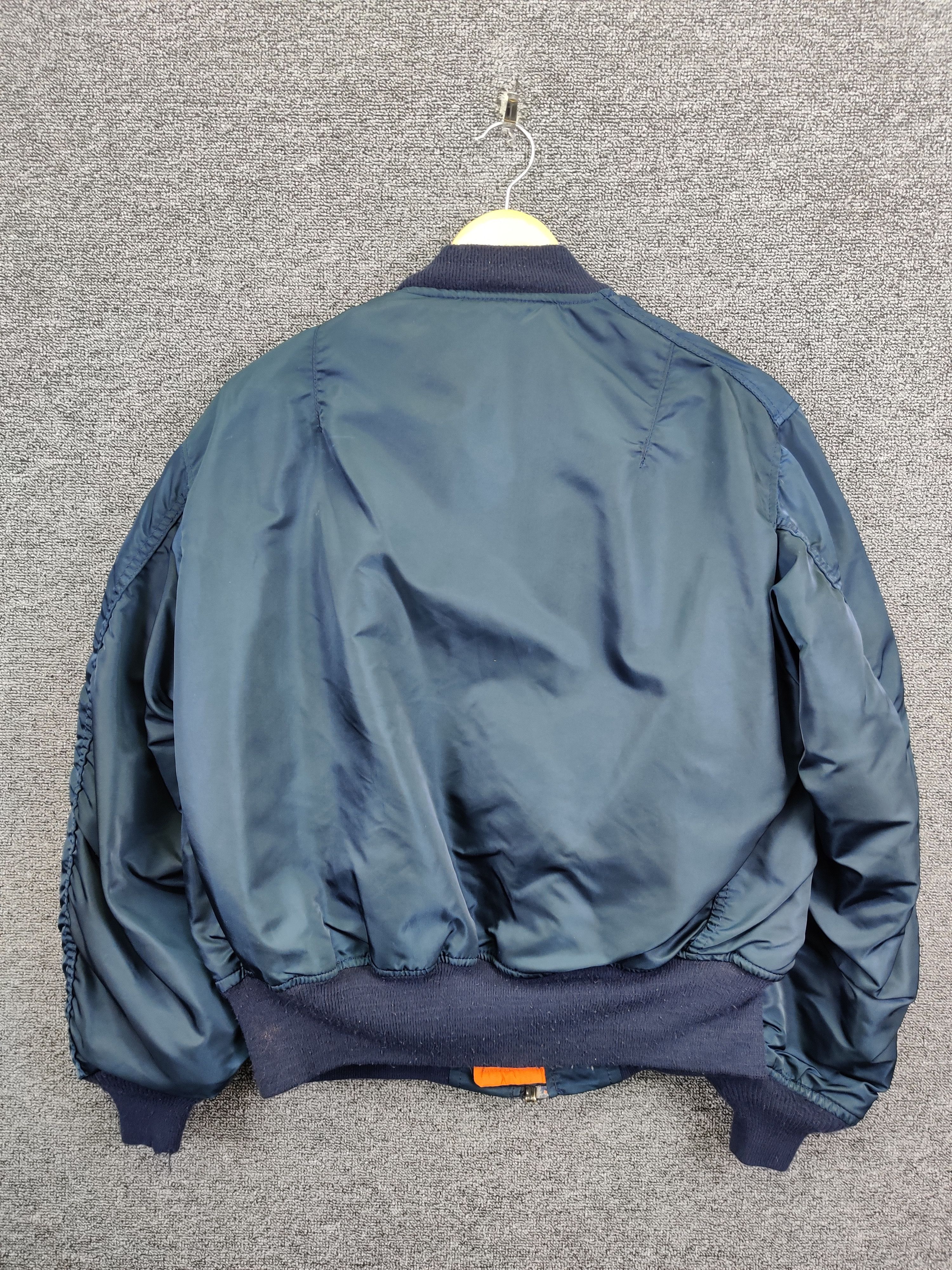 Alpha Industries Vintage Alpha Industries MA-1 Flight Bomber Jacket Size US M / EU 48-50 / 2 - 5 Thumbnail