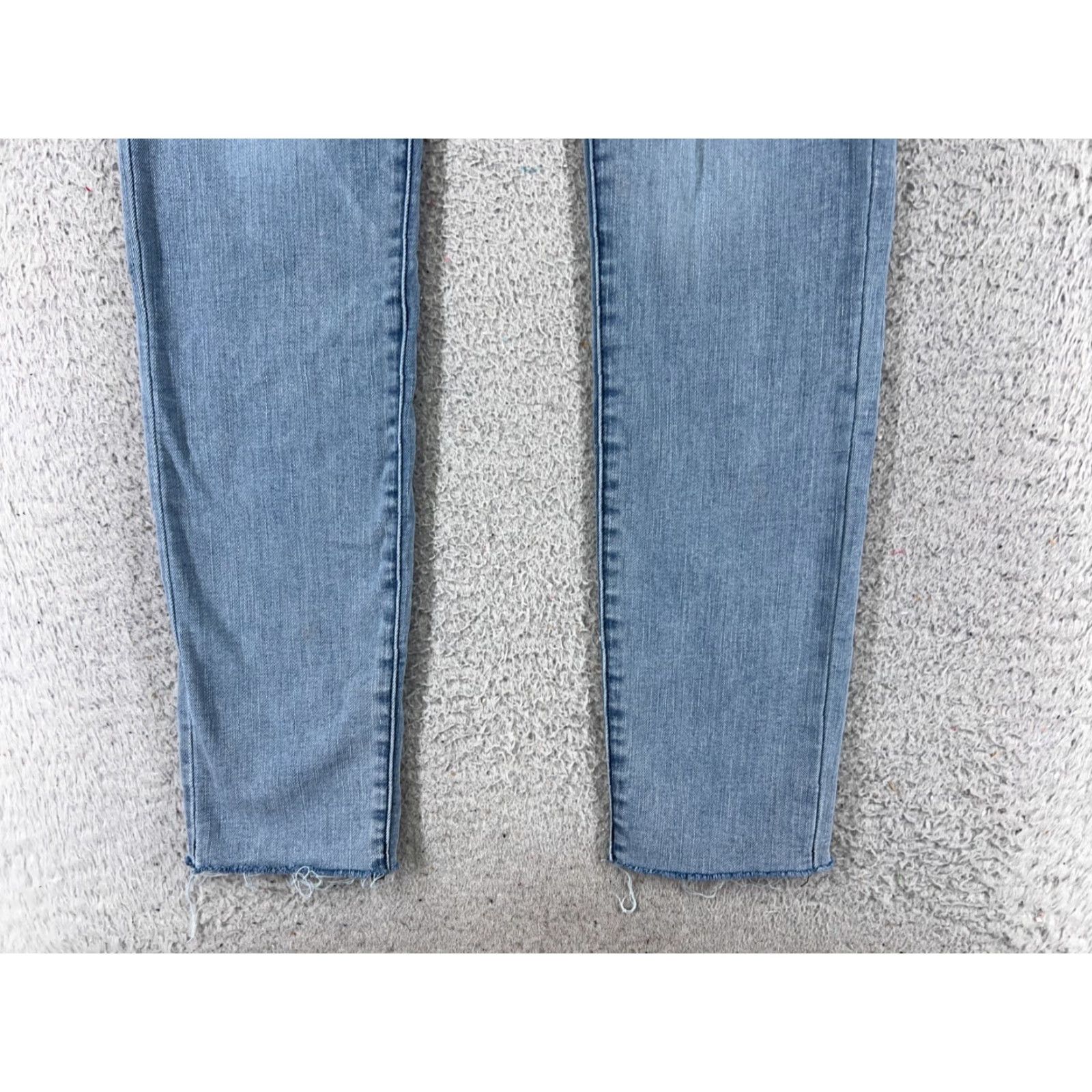 True Religion True Religion Jeans Women Skinny Denim 30 Blue Distressed Size 30" / US 8 / IT 44 - 2 Thumbnail