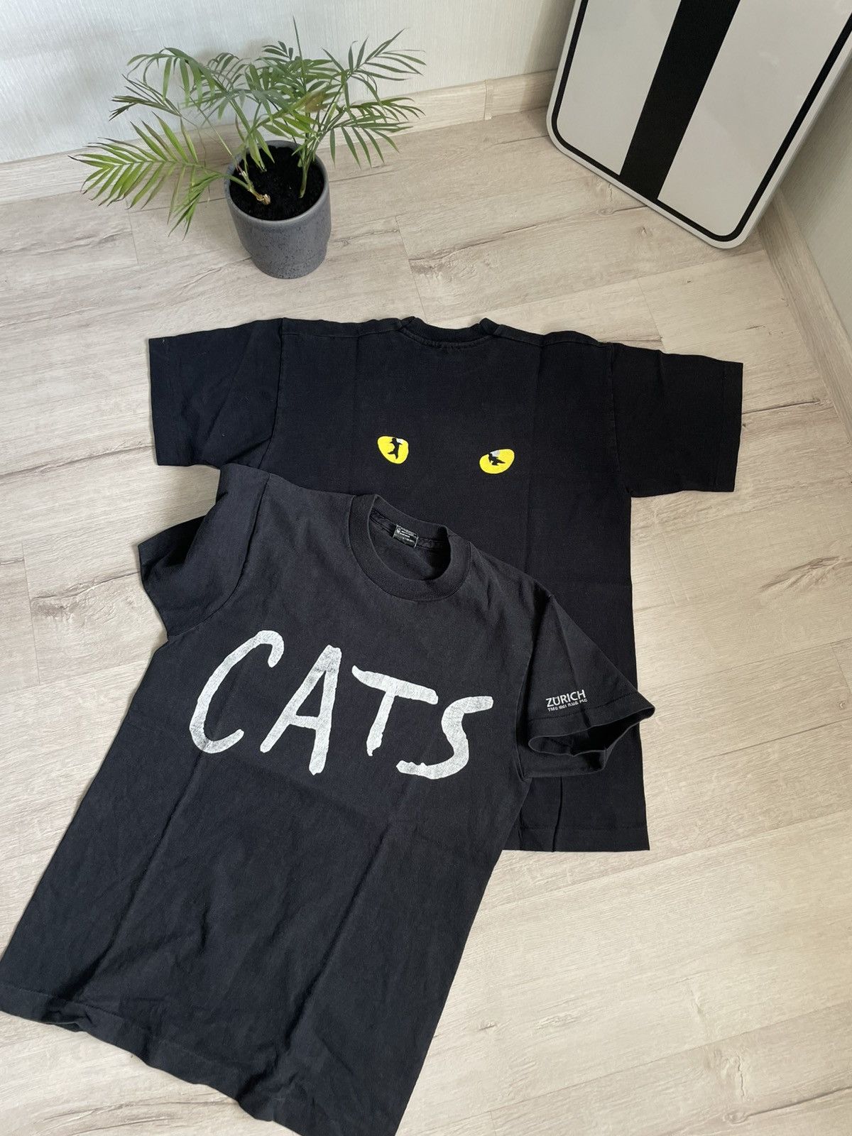 Grailed Vintage 1981 The Cats Rock Band Screen Stars Tee Hard Metal Size US M / EU 48-50 / 2 - 3 Thumbnail