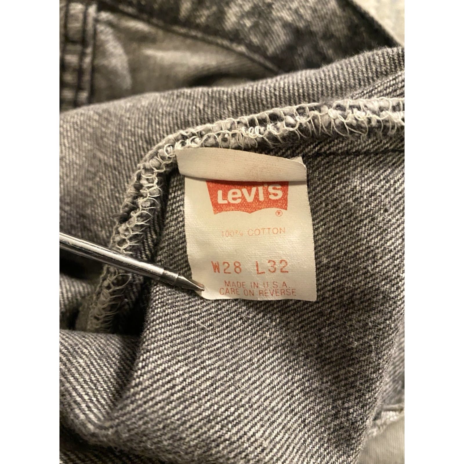 Levi's VINTAGE Levi’s 501 Button Fly Acid Washed BLACK Jeans 28x30 USA 80s 90s Grunge Men Straight Denim Jeans Size US 28 / EU 44 - 6 Thumbnail
