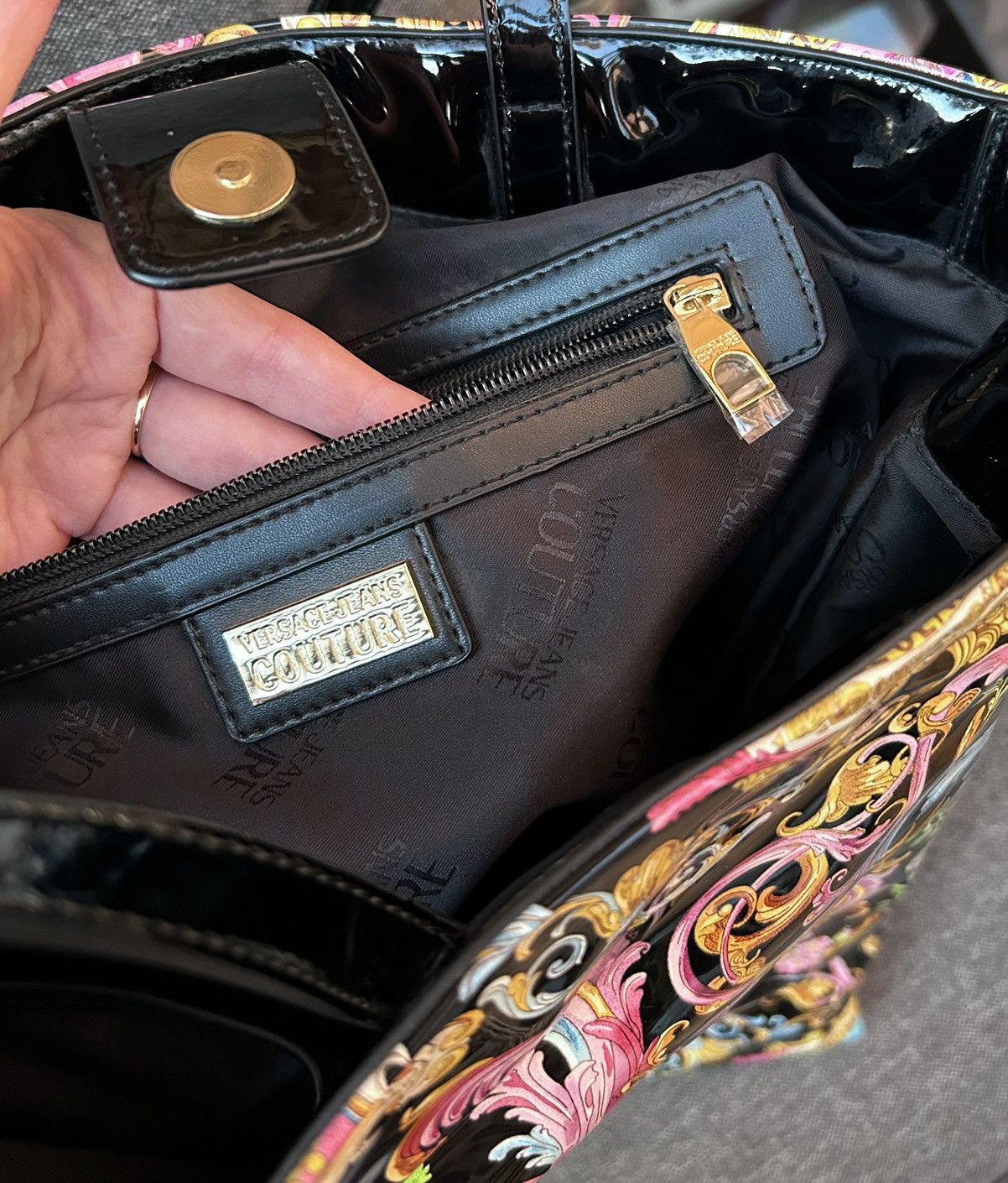 Versace Jeans Couture Versace Jeans Couture Versailles Baroque Print Tote Bag Size ONE SIZE - 9 Thumbnail
