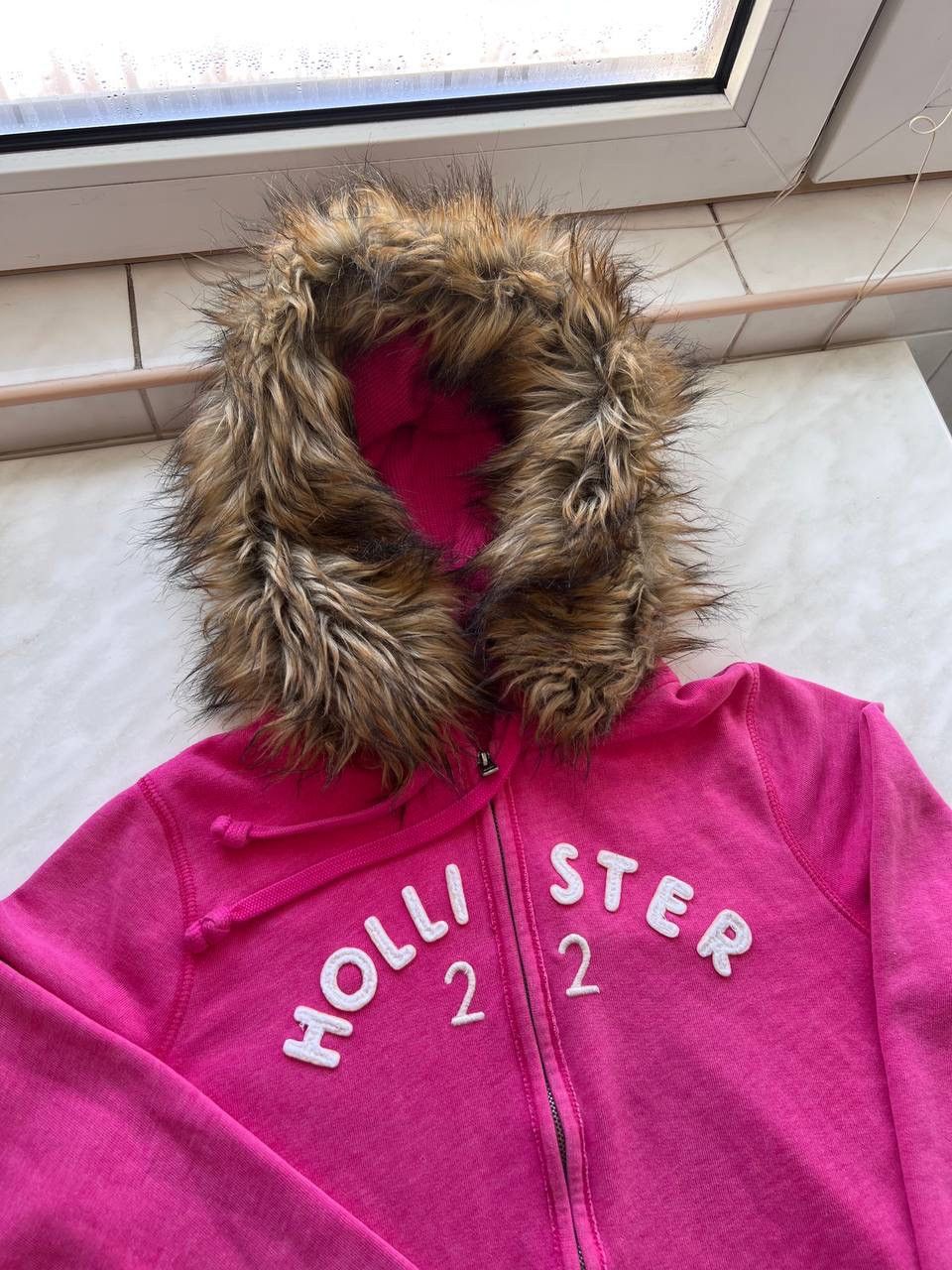 Hollister Y2K Hollister 2000s Faux Fuzzy Fur Pink Hoodie Lgb Style VTG Size L / US 10 / IT 46 - 2 Thumbnail