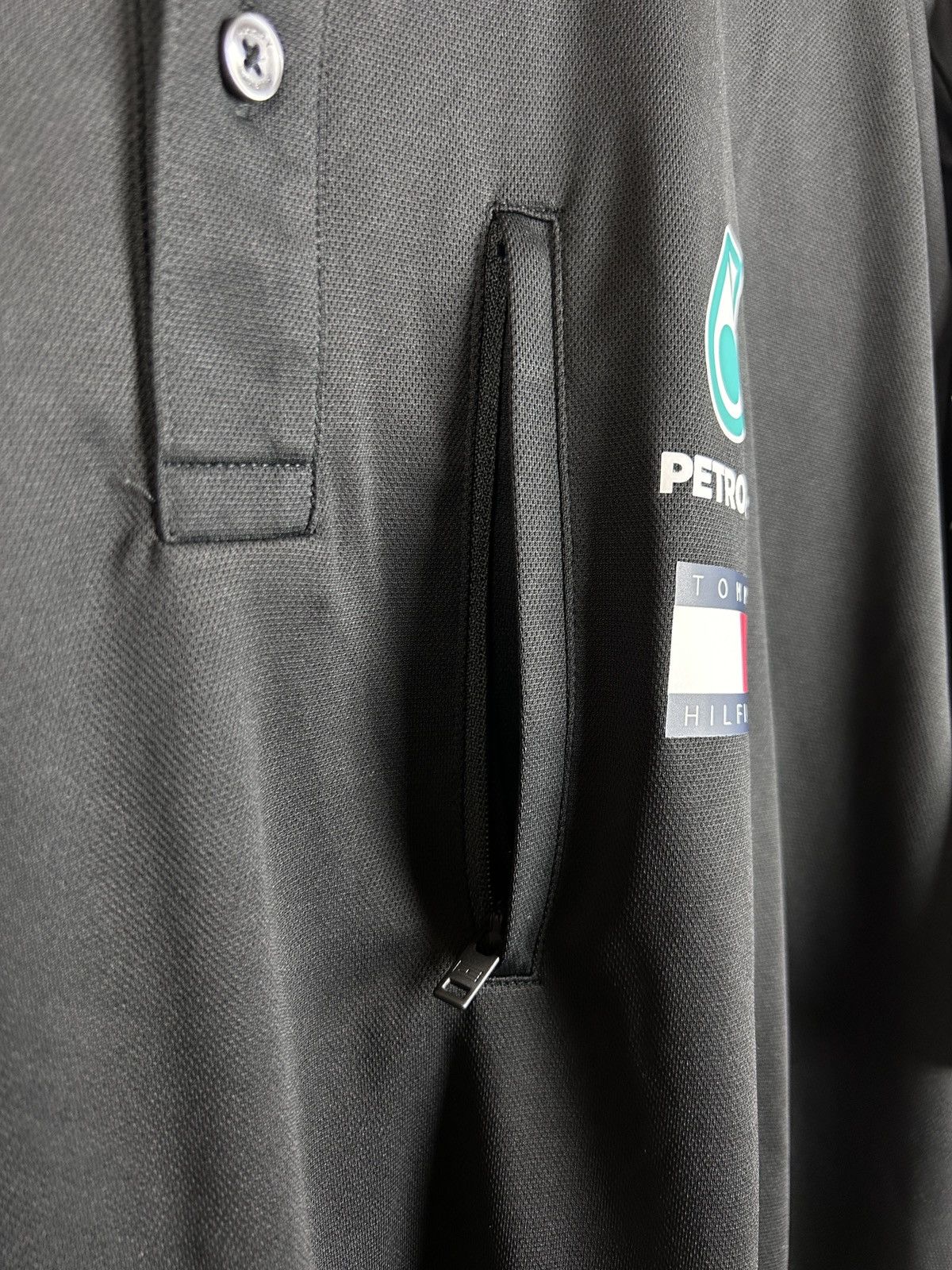 Formula 1 Tommy Hilfiger Formula 1 Petronas Racing Sportswear Polo XXL Size US XXL / EU 58 / 5 - 4 Thumbnail