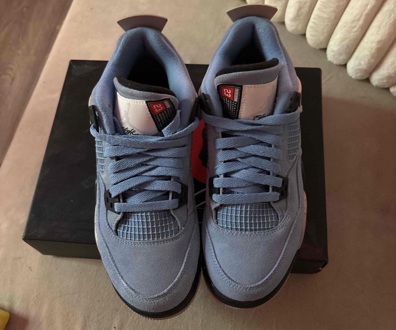 Jordan Brand Jordan 4 University Blue (NDS) 6.5GS Size US 6.5 / EU 39-40 - 3 Thumbnail