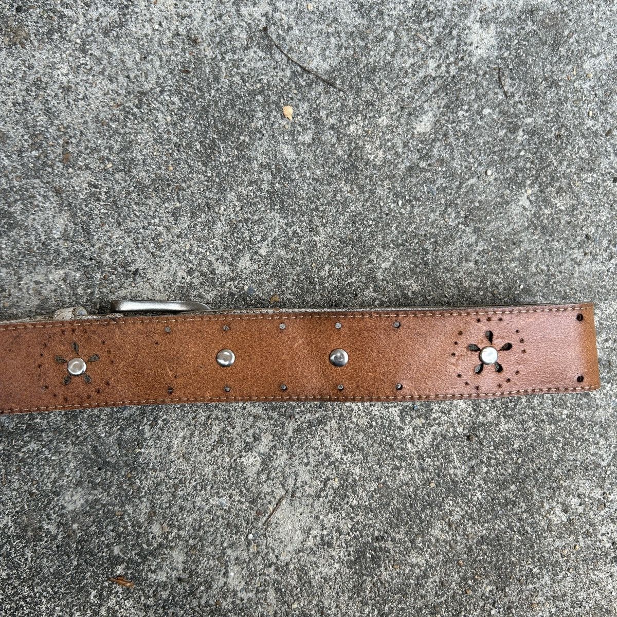Vintage Vintage studded leather belt (Ka-pi-tal Style) Size ONE SIZE - 14 Thumbnail