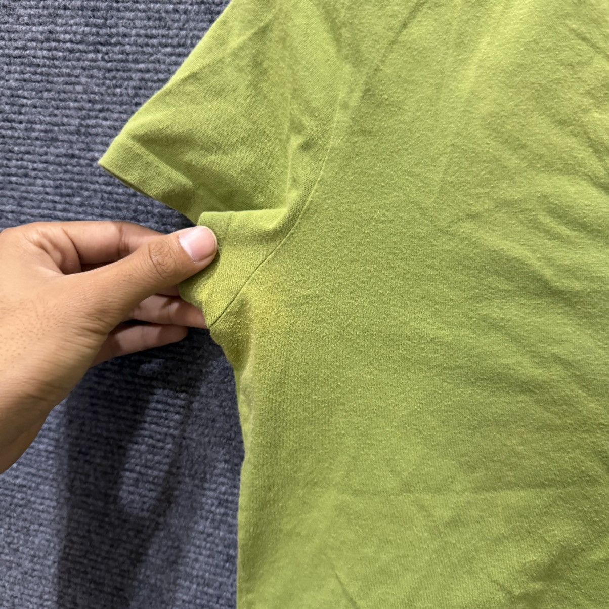 Gucci Gucci Green V-Neck T-Shirt Size M / US 6-8 / IT 42-44 - 4 Thumbnail