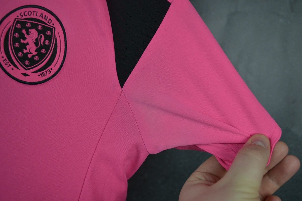 Other Scotland 2016 2017 away pink soccer adidas football jersey Size US M / EU 48-50 / 2 - 4 Thumbnail