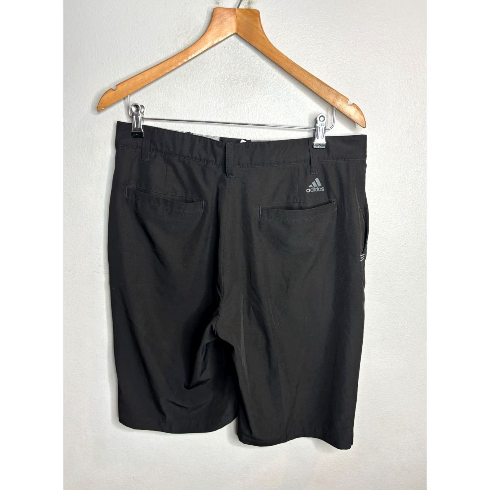 Adidas Adidas Golf Shorts Mens 32 Black Five Pocket Flat Front Chino 5895 Size US 32 / EU 48 - 3 Thumbnail