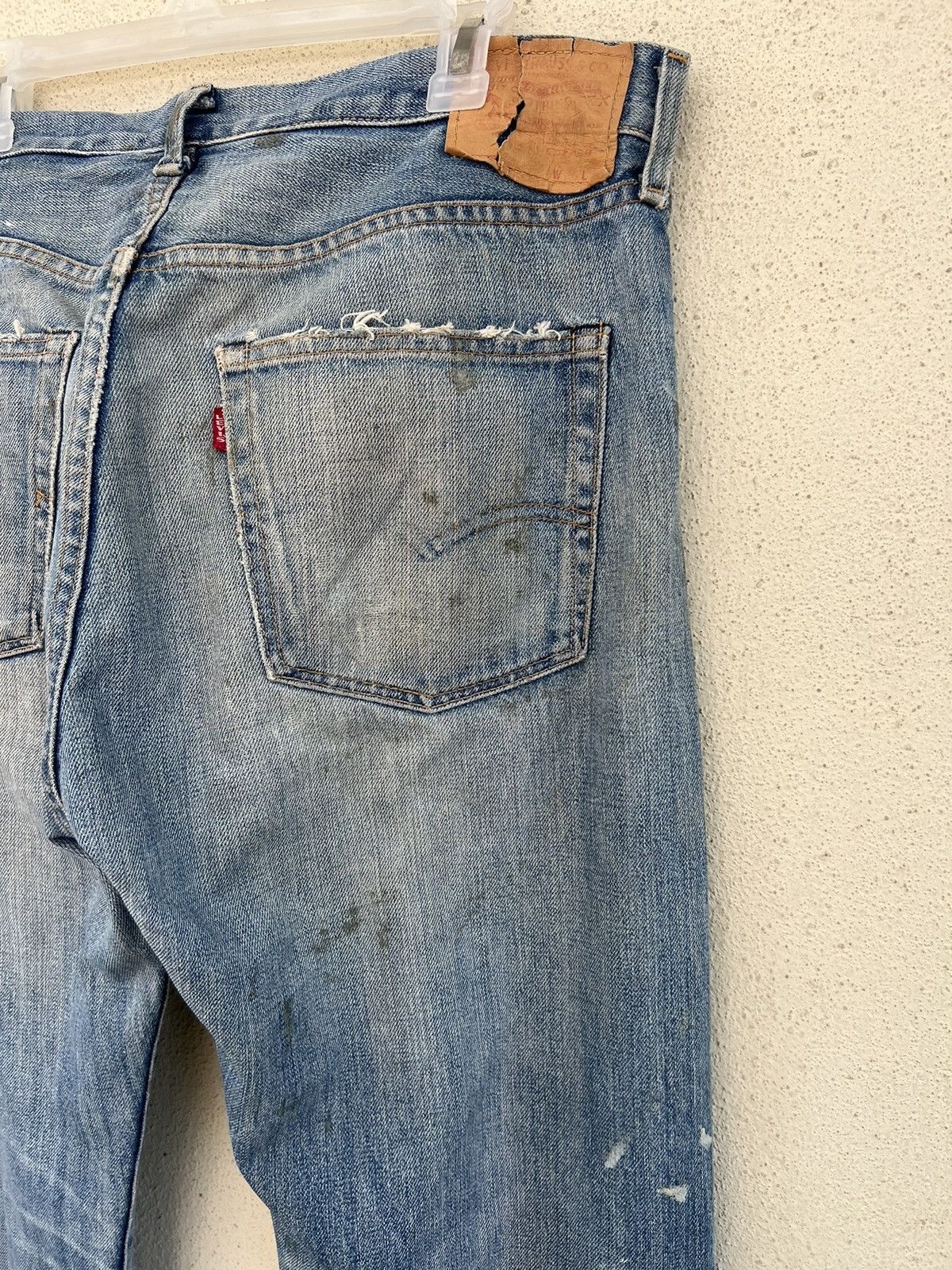 Levi's Vintage Clothing Dirty Mud 2005 LVC Levi’s 501 Big E Rip Denim Selvedge Jeans Size US 35 - 19 Thumbnail