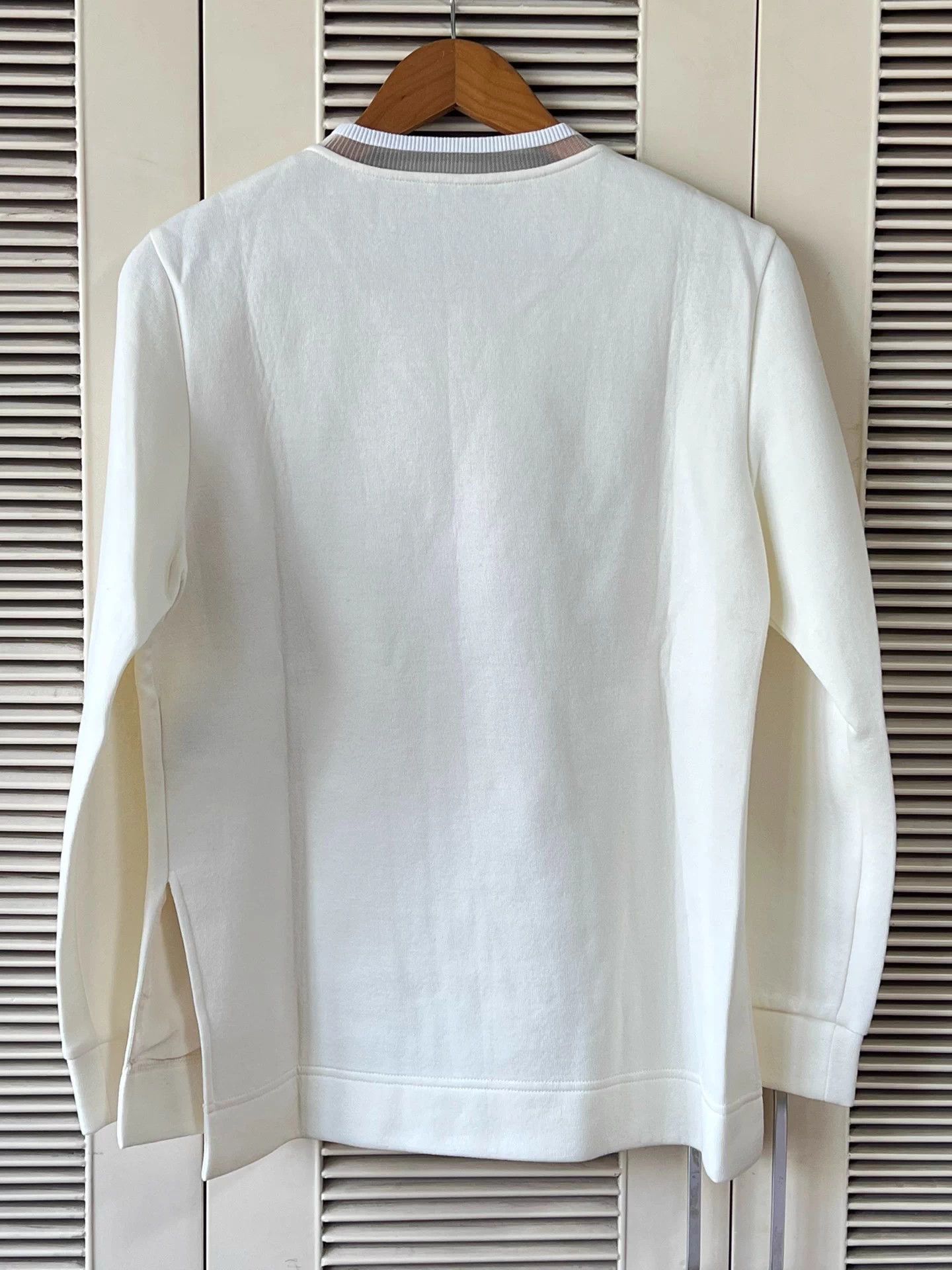 Fendi FENDI Women's White 3D Flower Embroidered Hoodie IT40 Size S / US 4 / IT 40 - 2 Thumbnail