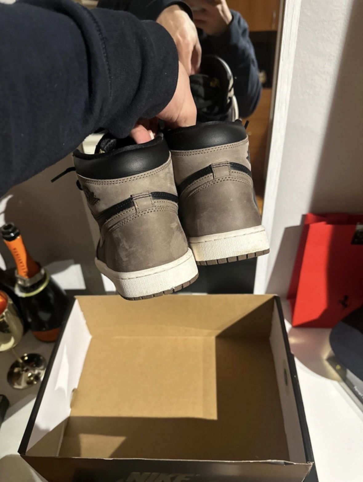 Nike jordan 1 palomino Size US 8.5 / EU 41-42 - 4 Thumbnail