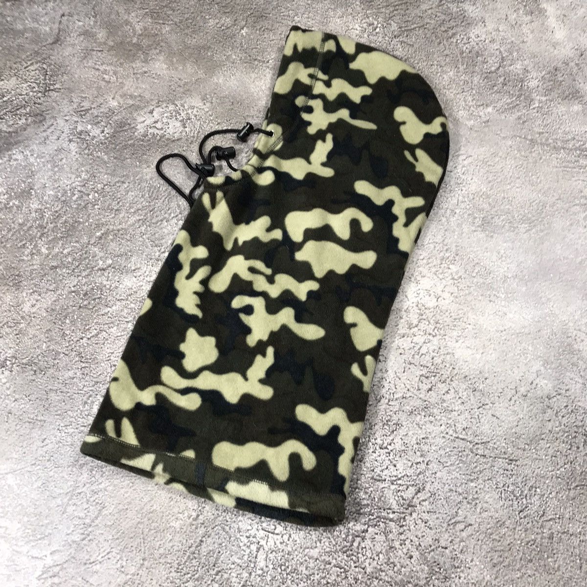 Vintage Vintage Y2K Camo Balaclava Japanese Streetwear Skate Boxy OS Size ONE SIZE - 2 Thumbnail