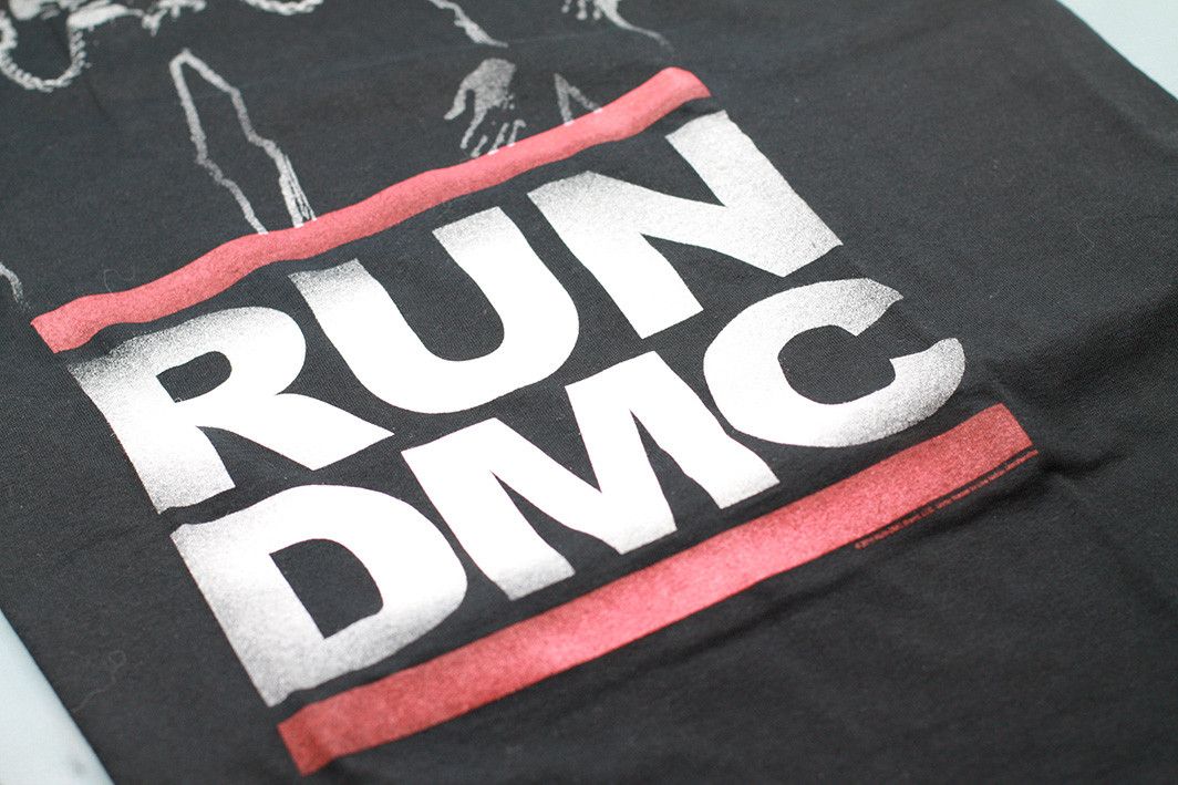 Gildan Gildan T-shirt with a Run-D.M.C. print Size US M / EU 48-50 / 2 - 7 Thumbnail