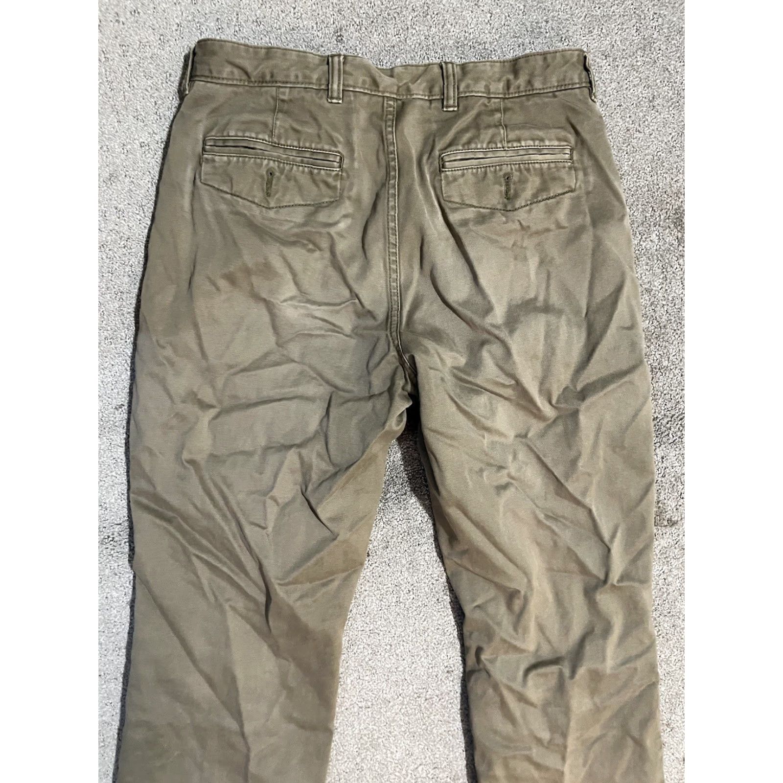 Vintage VINTAGE LL Bean Pants Mens 33x29 Khaki Standard Fit Chino 100% Cotton Classic Distressed Size US 33 - 4 Thumbnail