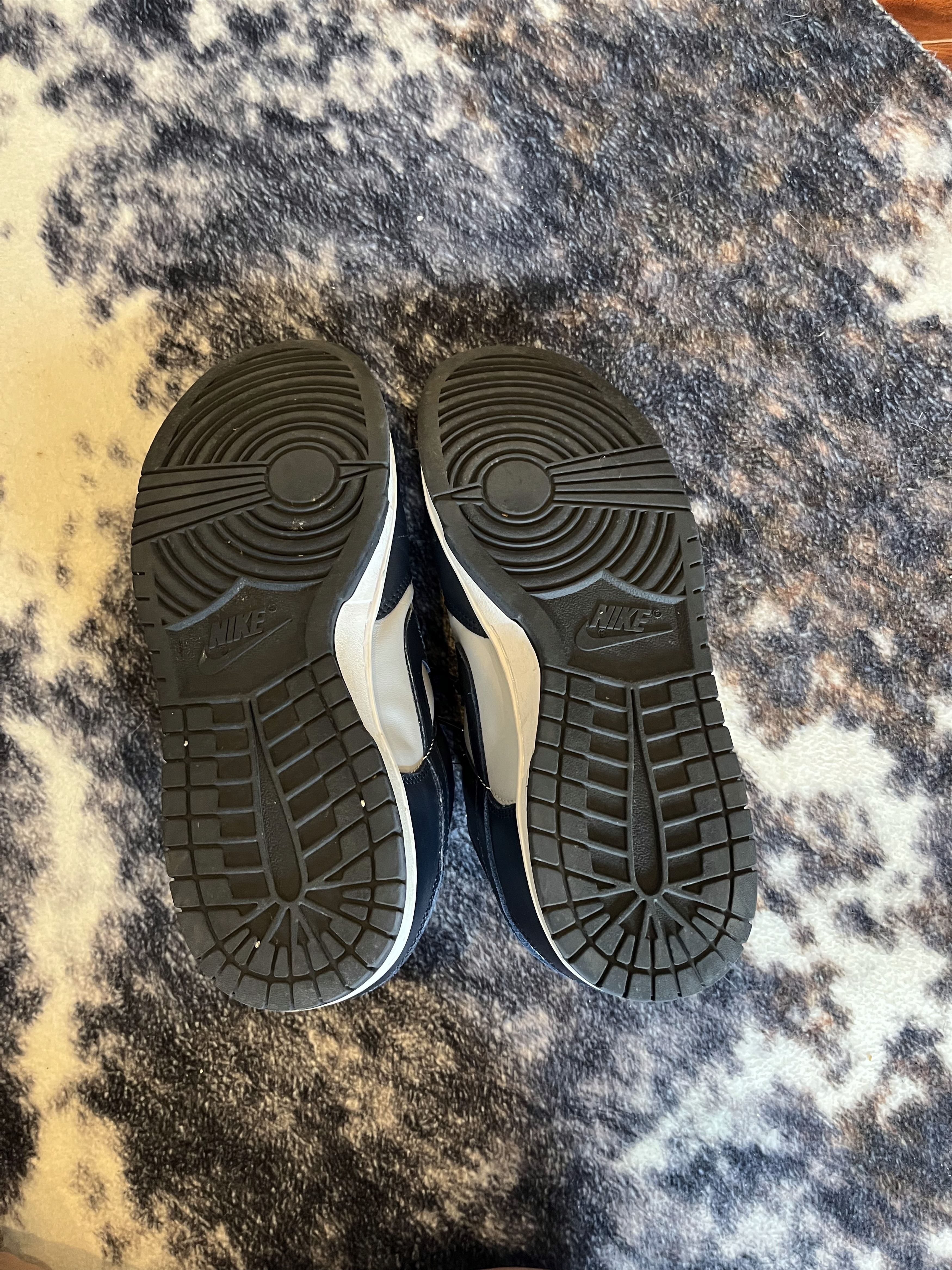 Nike Nike Dunk Georgetown Size US 10.5 / EU 43-44 - 9 Thumbnail