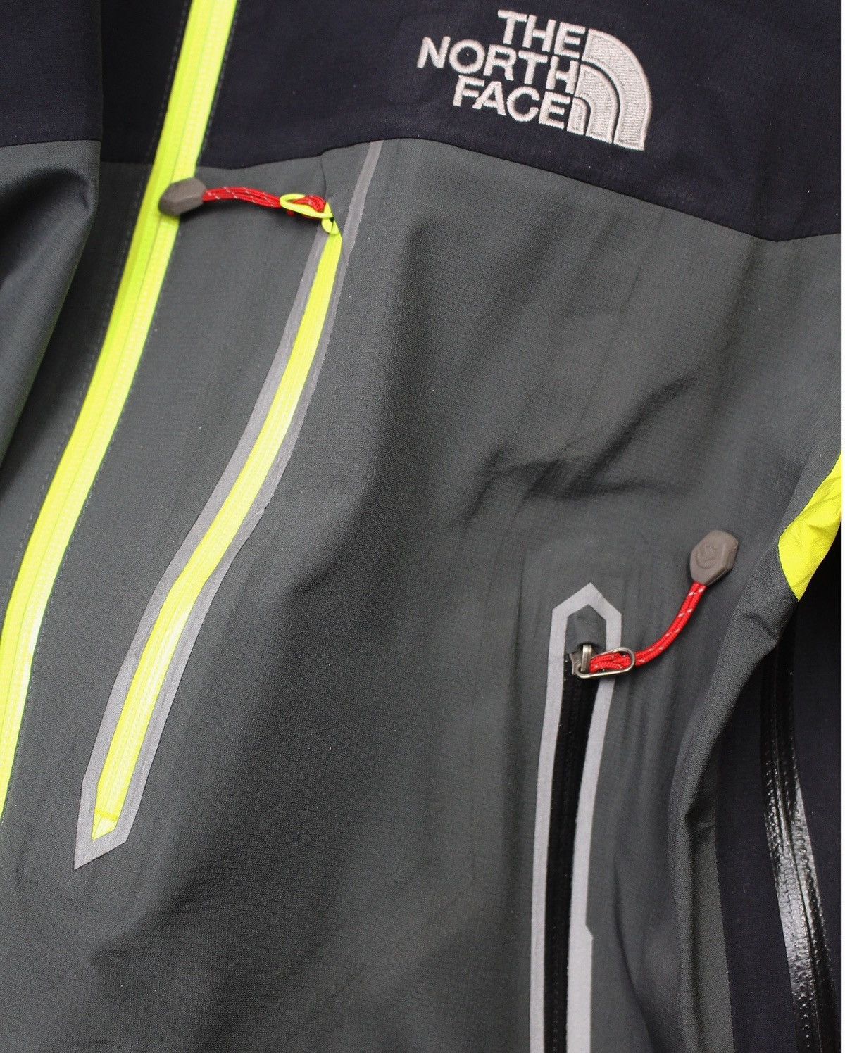 The North Face FW2015 THE NORTH FACE SUMMIT SERIES HYVENT JACKET Size US M / EU 48-50 / 2 - 5 Thumbnail