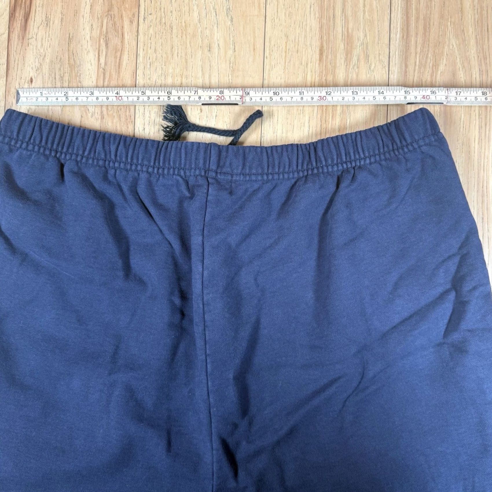 Polo Ralph Lauren VINTAGE Polo Ralph Lauren Sweat Shorts Mens XL Blue Made In Canada XL Regular Men Sweat Shorts Blue Polo Ralph Lauren VINTAGE Canada Size US XL / EU 56 / 4 - 6 Thumbnail