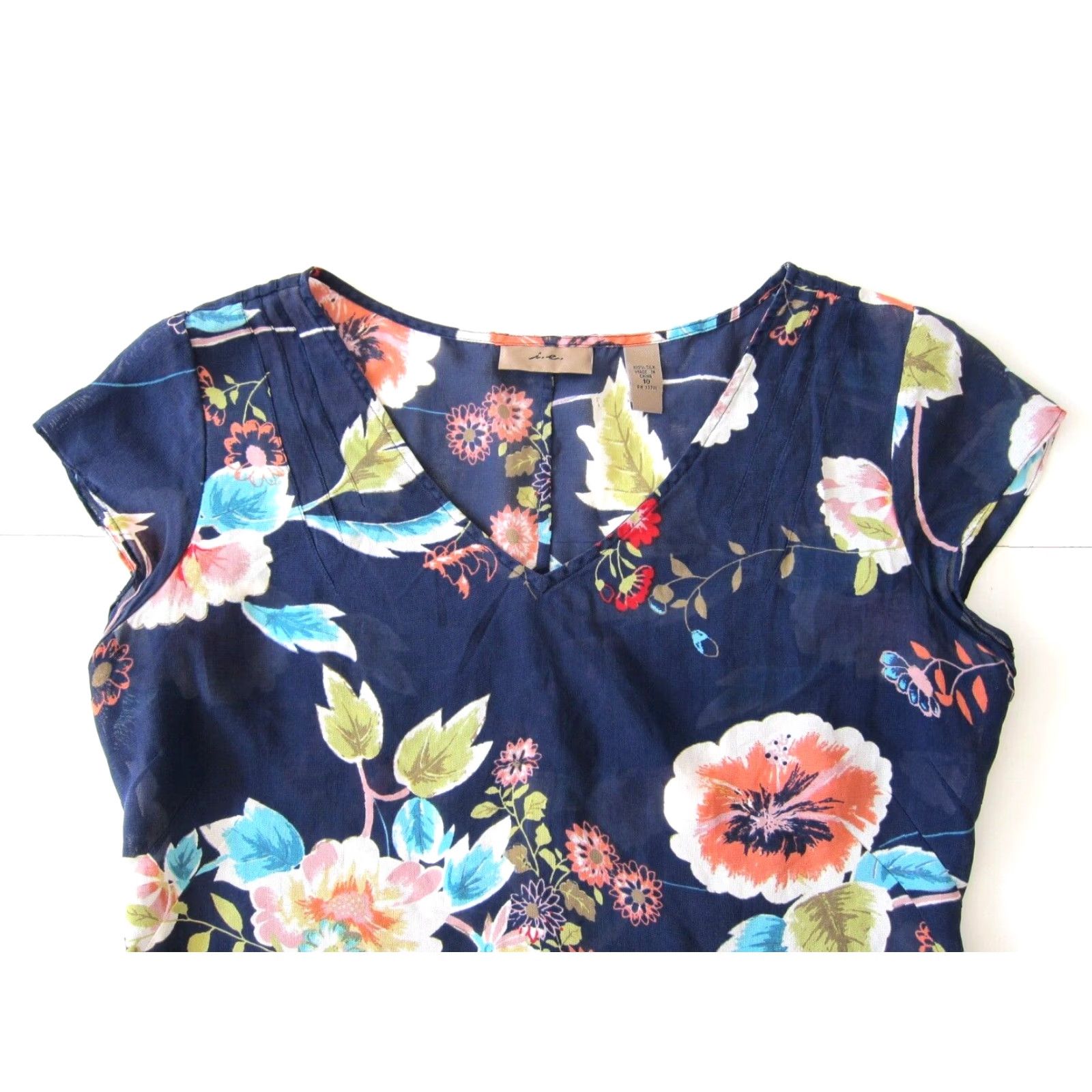 Vintage ie 100% Silk Sheer Blue Green Red White Floral V-Neck Short Sleeve Blouse 10 Size L / US 10 / IT 46 - 4 Thumbnail