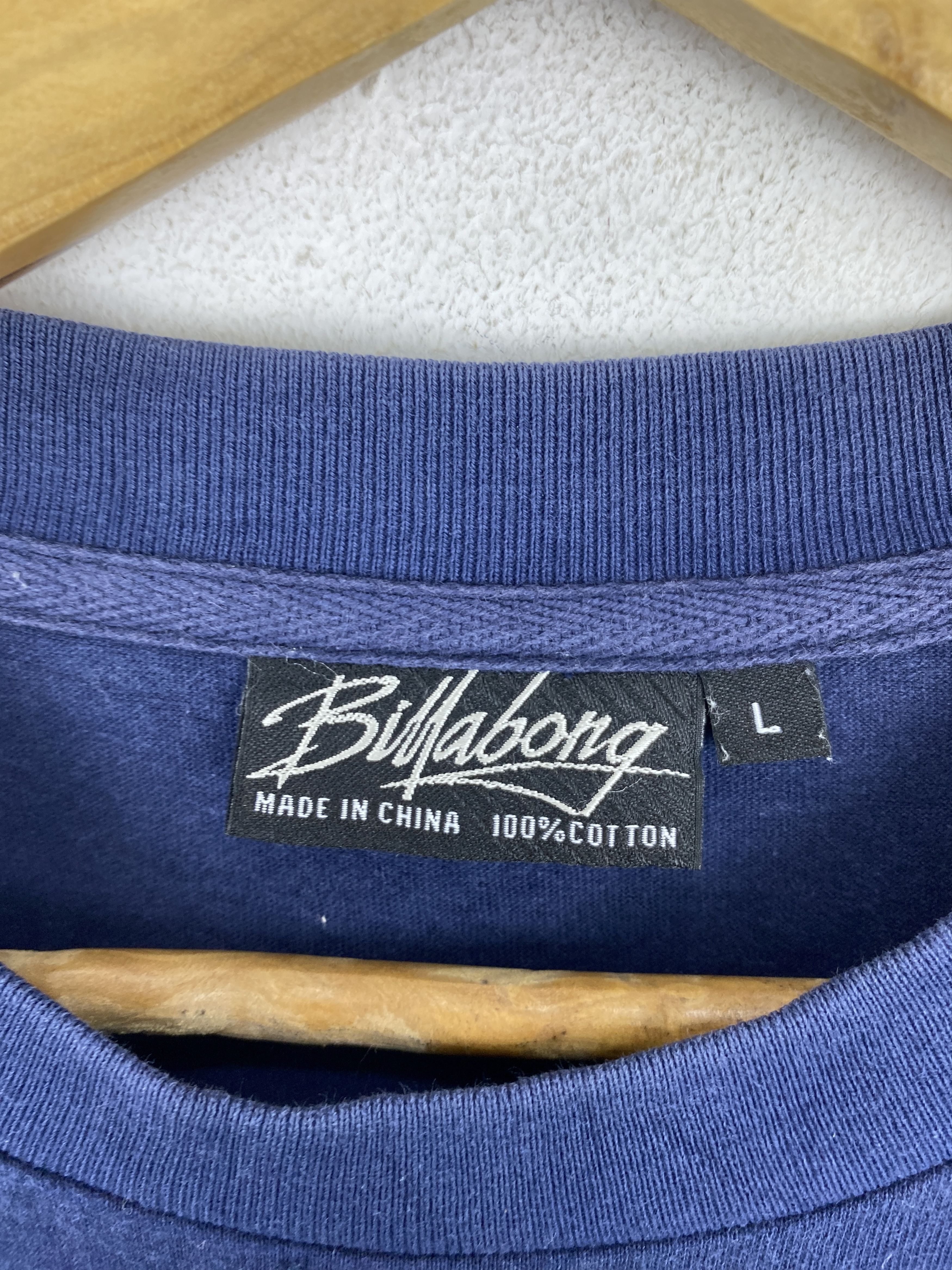 Billabong Vintage Billabong Surfing Wording Tee TA0556 Size US L / EU 52-54 / 3 - 5 Thumbnail