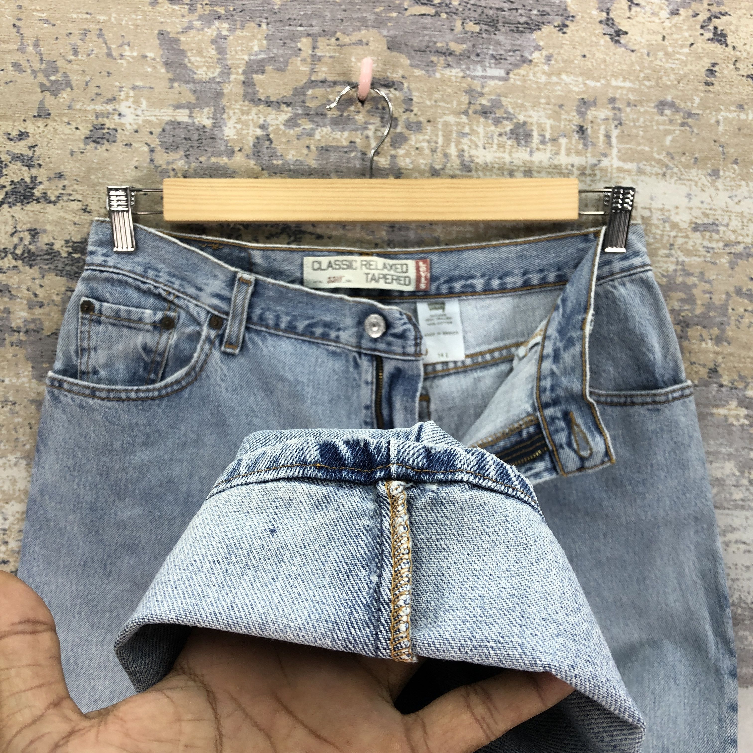 Levi's Vintage Levis 550 Light Wash Jeans Levi's Faded Denim Size US 32 / EU 48 - 8 Thumbnail