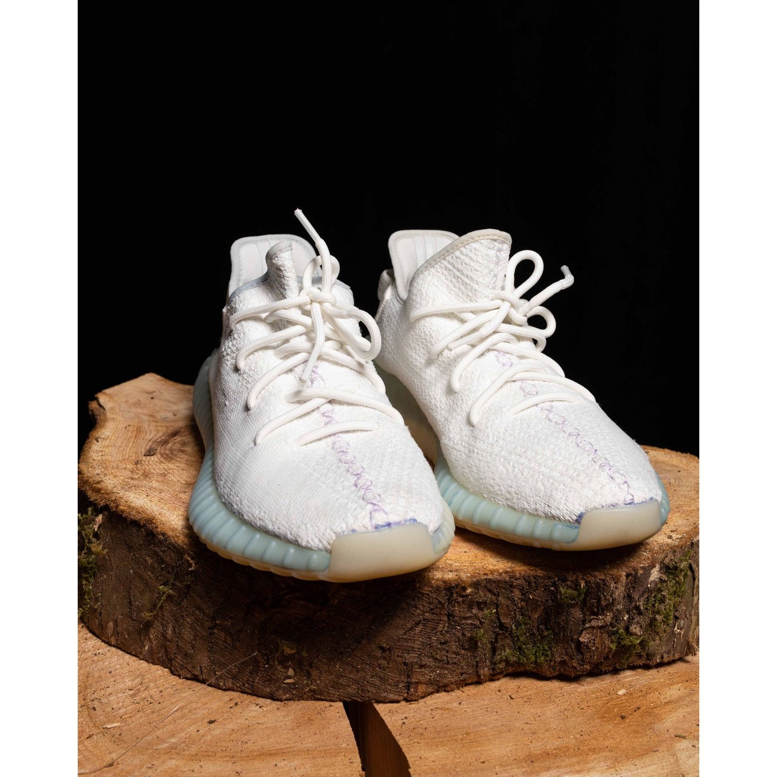 Adidas Adidas Yeezy Boost 350 V2 Cream/Triple White Size US 10 / EU 43 - 2 Thumbnail