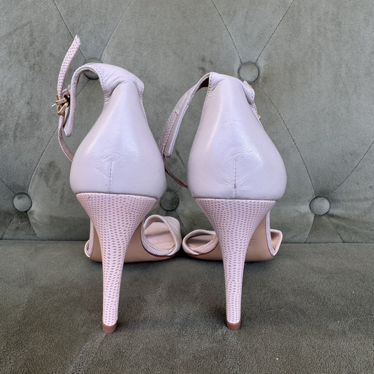 Other CHARLES DAVID Women's Camomile Pump size 9 B Size US 9 / IT 39 - 6 Thumbnail