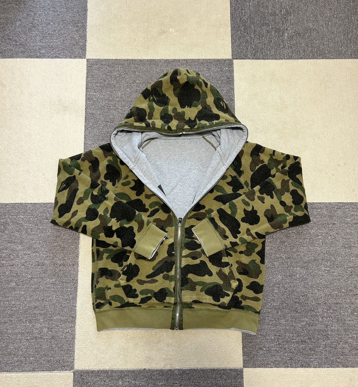 Bape Bape Reversible Green Camo Spell Out Hoodie Size US M / EU 48-50 / 2 - 9 Thumbnail