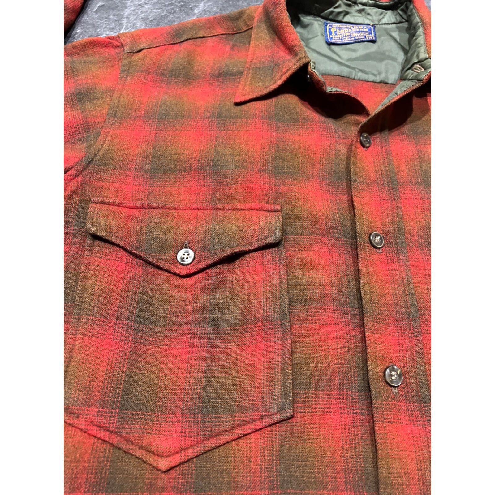 Pendleton VINTAGE Pendleton Wool Flannel Shirt Men Size S Red Plaid Casual Workwear Outdoor Size US S / EU 44-46 / 1 - 4 Thumbnail