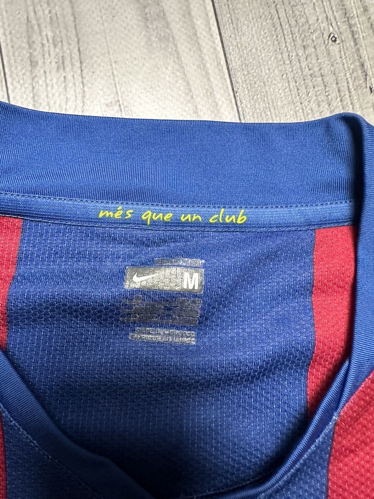Vintage Vintage Barcelona soccer jersey 6 Havi rare size M Size US M / EU 48-50 / 2 - 11 Thumbnail
