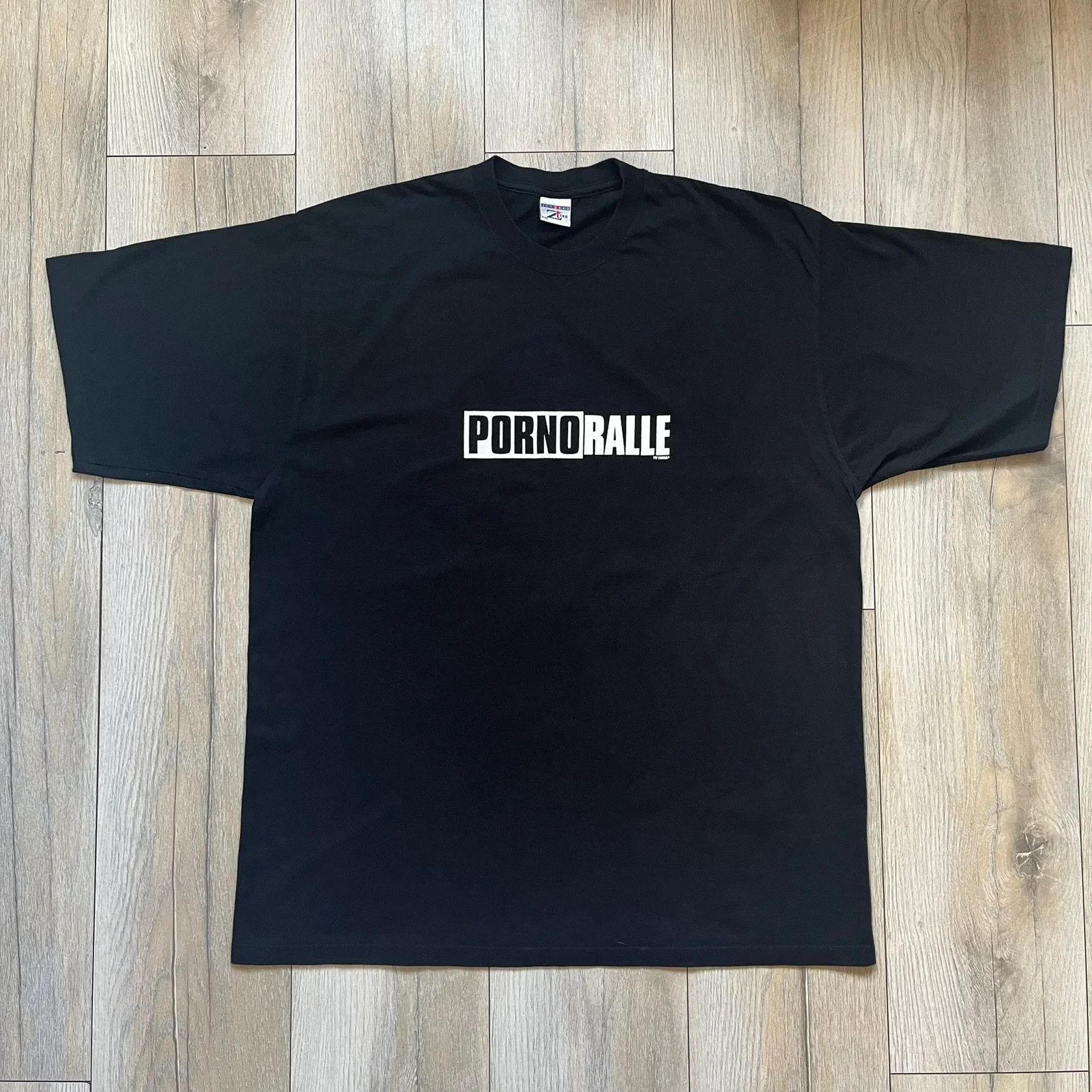 Vintage PornoRalle TV 90's Black Tee Size US XXL / EU 58 / 5 - 1 Thumbnail