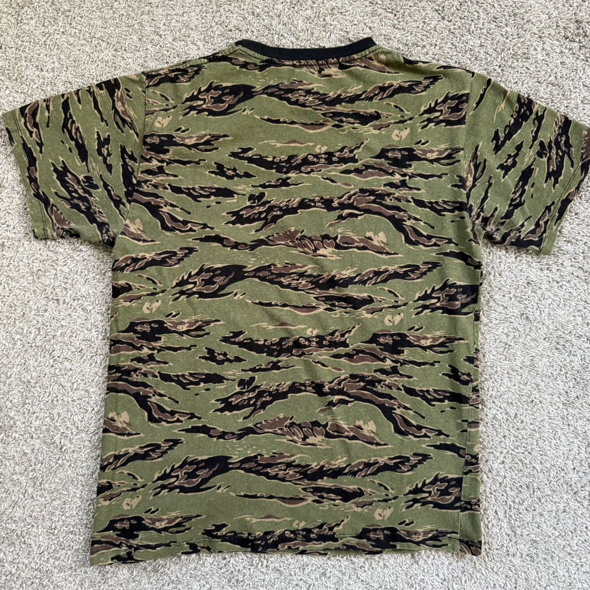 Wu-Tang Clan 🔴Wu-Tang Shirt Size Large Camouflage Wu Shattered Design Size US L / EU 52-54 / 3 - 7 Thumbnail