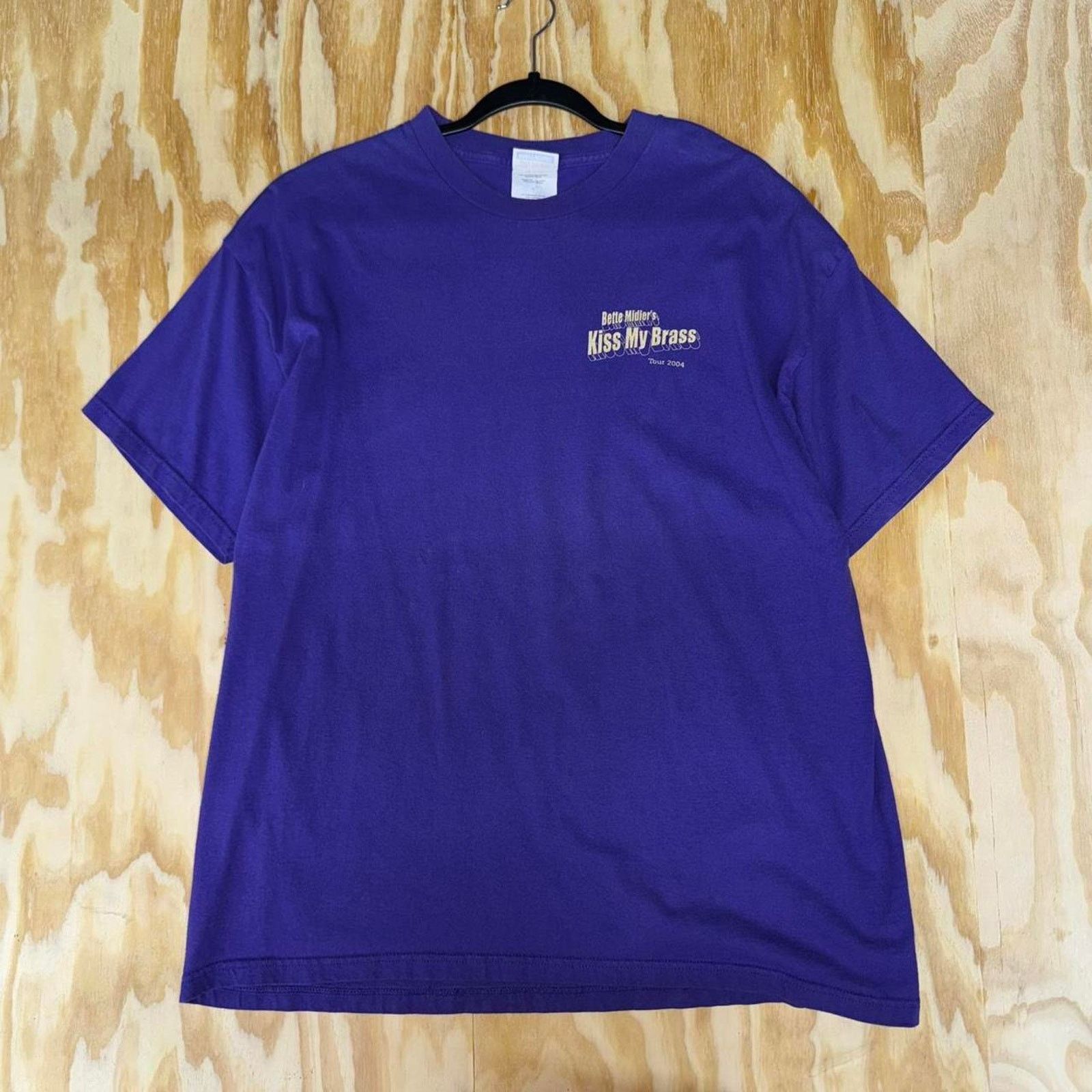 Hanes Vintage y2k bette midler kiss my brass tour 2000s singer tee Size US XL / EU 56 / 4 - 1 Thumbnail