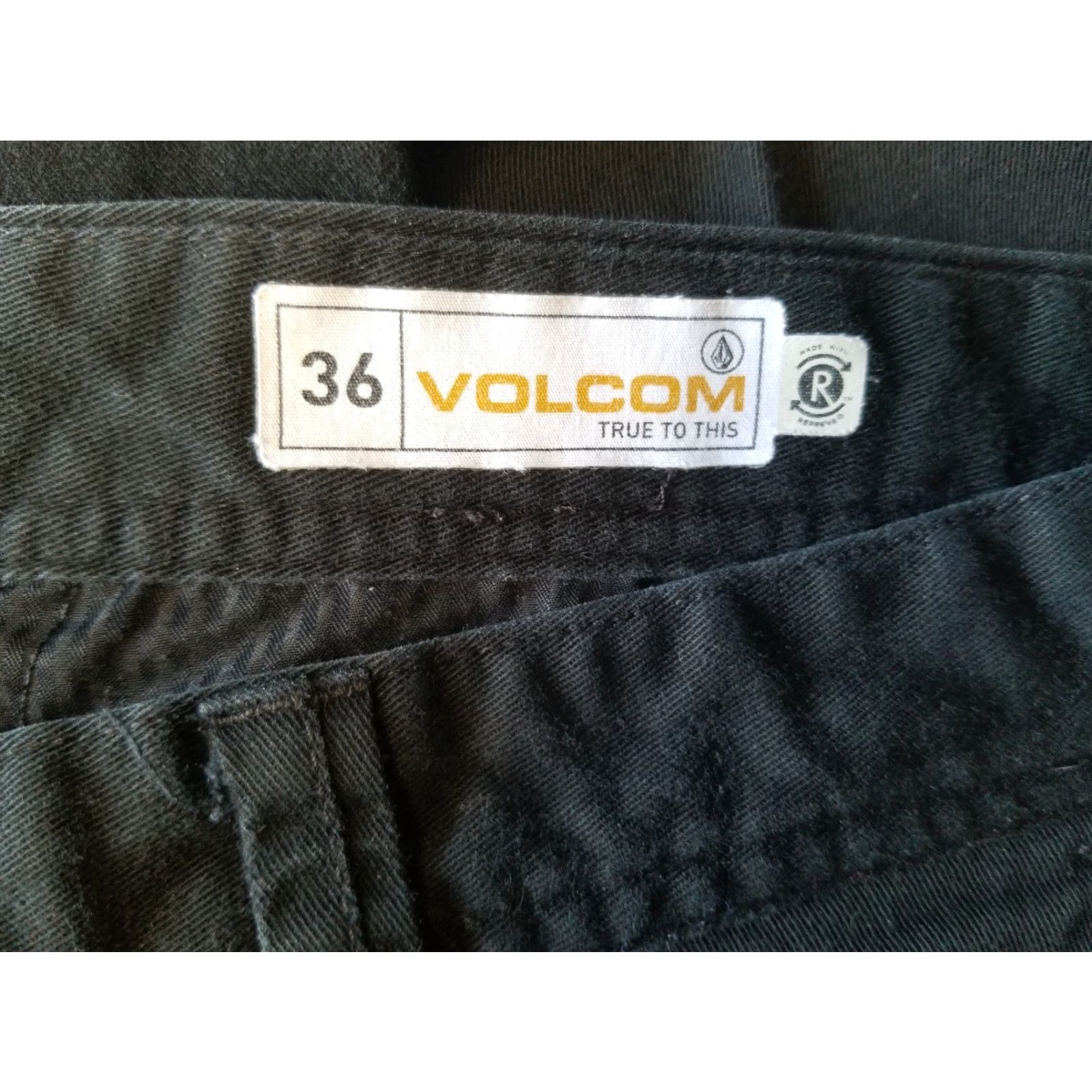 Volcom Volcom Pants Mens 36 Black Modern Straight Cotton Blend Skater Chino Regular Straight Pocket Zipper Button Size US 36 / EU 52 - 7 Thumbnail