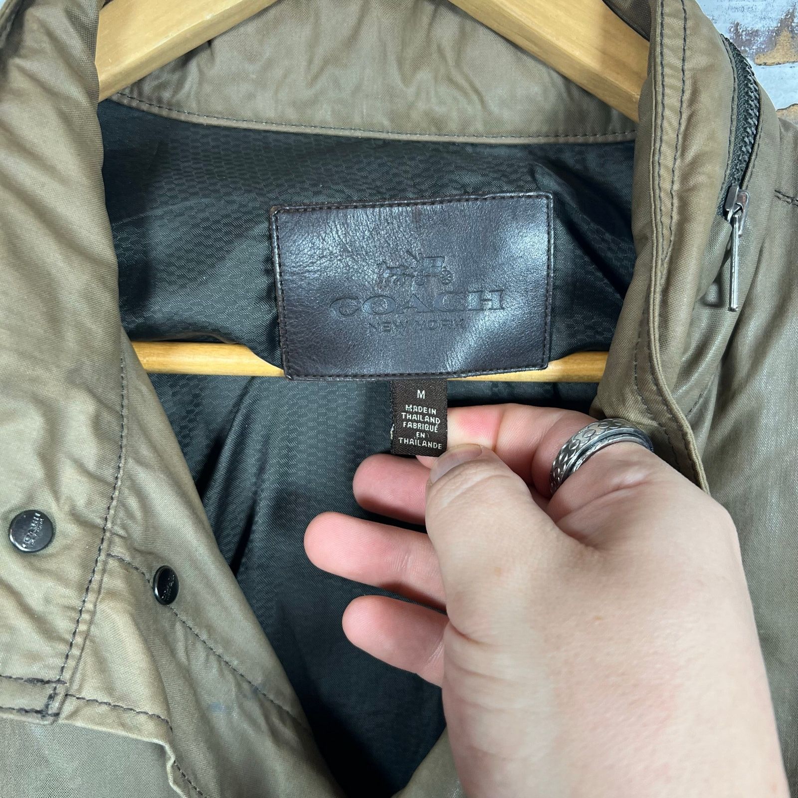 Coach Coach Brown Waxed Field Hooded Jacket Medium 21x30 Preowned Size US M / EU 48-50 / 2 - 4 Thumbnail