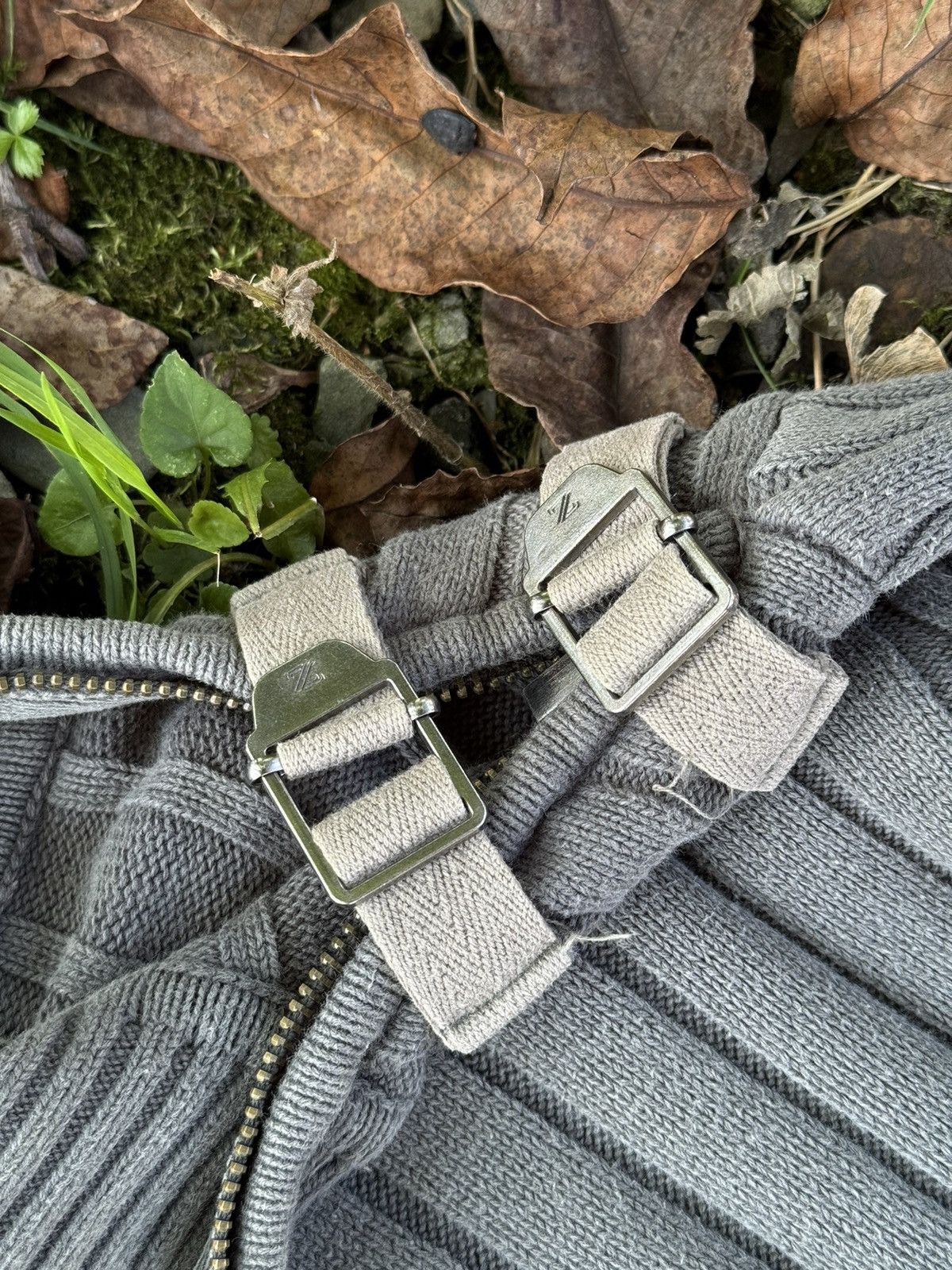 Japanese Brand Avant Garde Japanese Brand Sweater Asymetrical Size US S / EU 44-46 / 1 - 7 Thumbnail