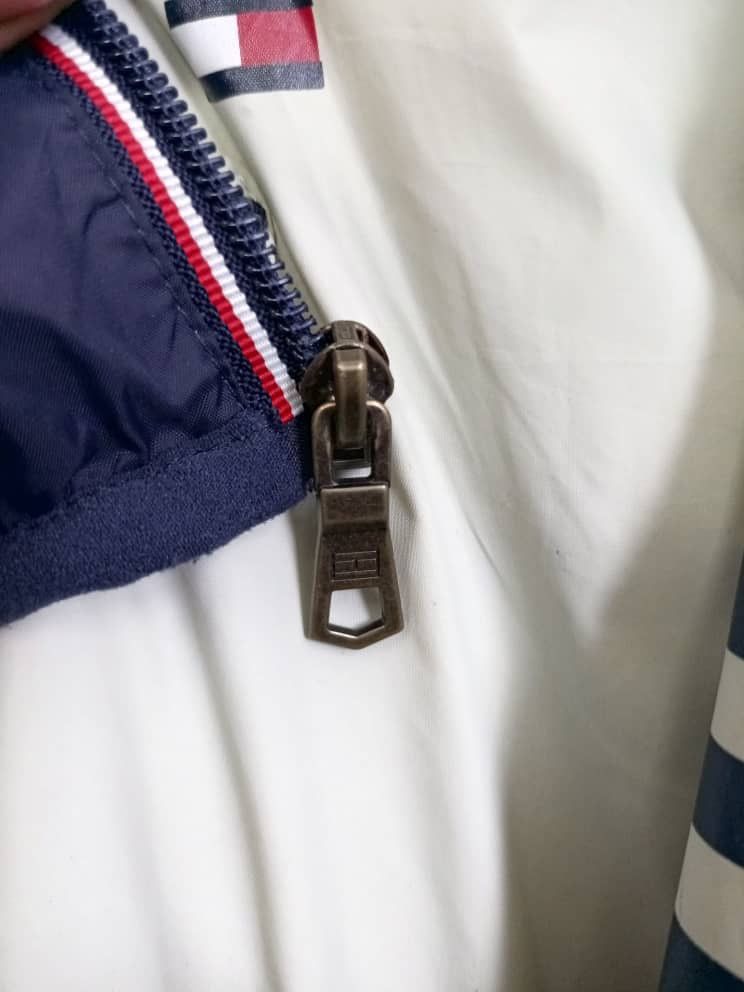 Designer × Tommy Hilfiger Tommy Hilfiger Men's Windbreaker Jacket Hooded Size US XL / EU 56 / 4 - 5 Thumbnail