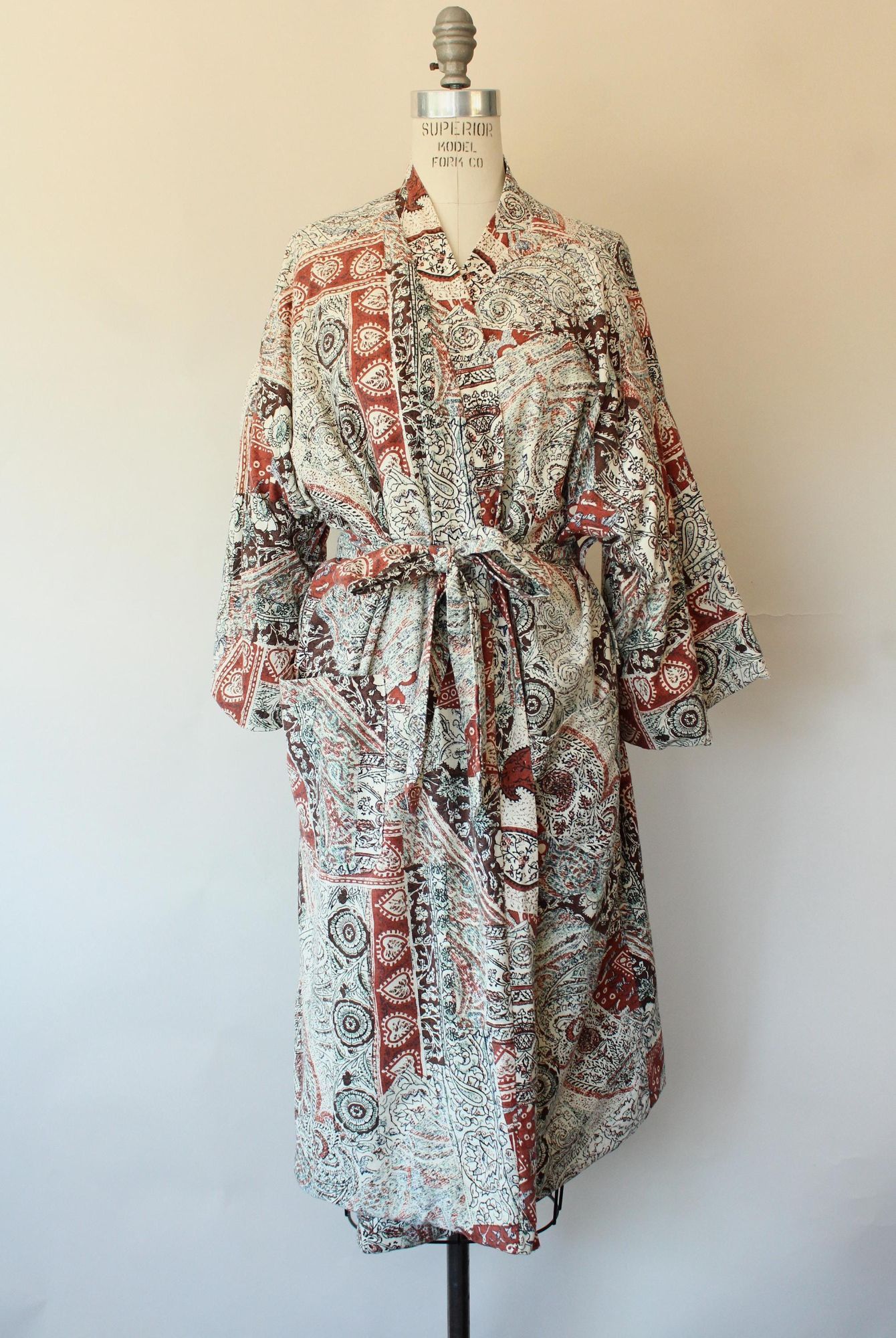 Vintage Vintage 1960s 1970s Robe with Pockets, Roytex Terrycloth Hou Size ONE SIZE - 2 Thumbnail