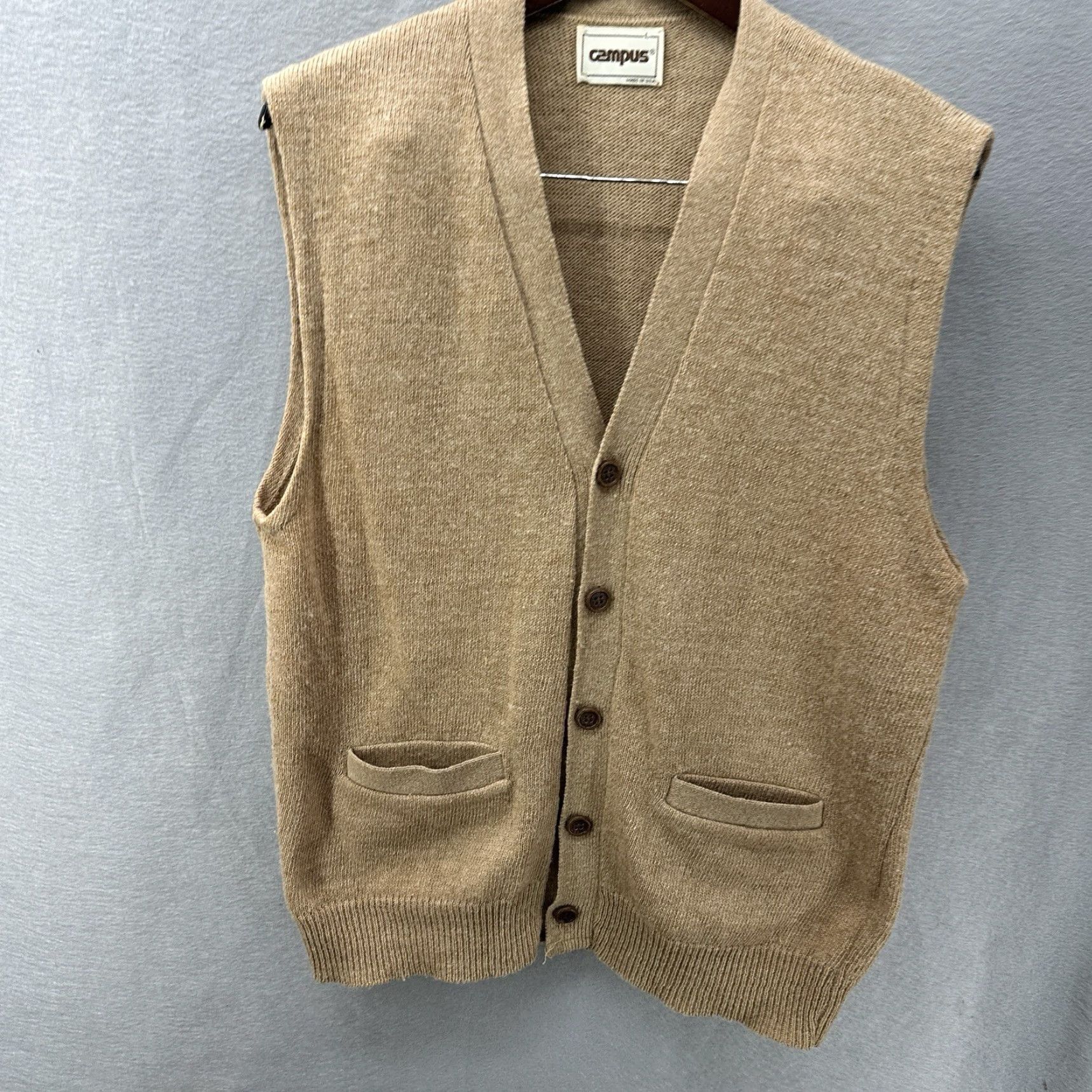 Vintage VINTAGE Campus Vest Mens Large Brown Wool Button Front 80s Knit V-Neck Sleeveless Sweater Mens Large Brown 80s Vest Size US L / EU 52-54 / 3 - 2 Thumbnail