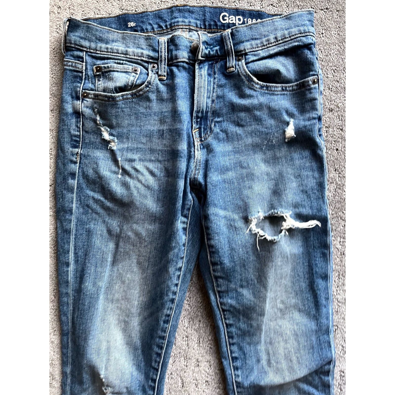 Gap Gap Jeans 1969 Womens Mid Rise Straight Distressed Stone Wash Blue Denim Size 26" / US 2 / IT 38 - 2 Thumbnail