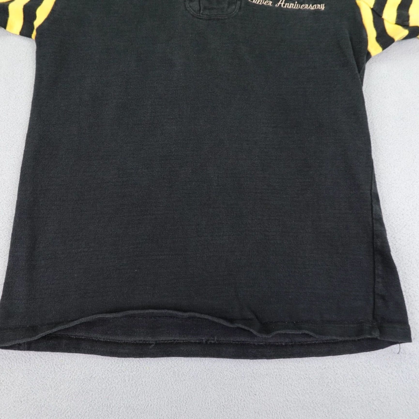 Vintage VINTAGE Maxmore Rugby Polo Shirt Mens Medium Black Yellow Stripes 90s Team Logo Embroidered Polo Shirt Mens M Black, White, Yellow, Striped 90s Rugby Size US M / EU 48-50 / 2 - 4 Thumbnail