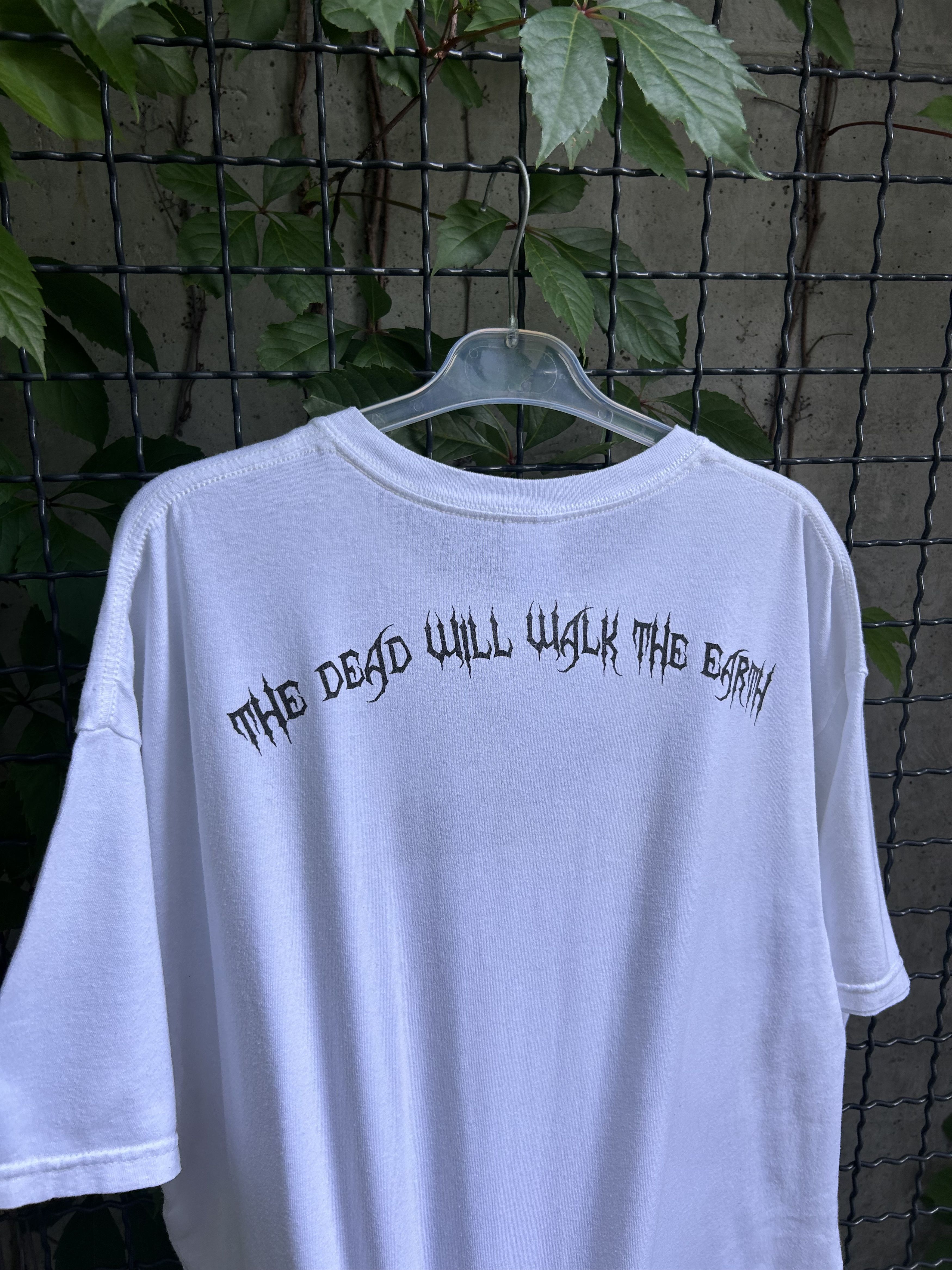 Vintage Vintage 2006 Dawn of the Dead Horror Movie T-shirt Size US XL / EU 56 / 4 - 14 Thumbnail