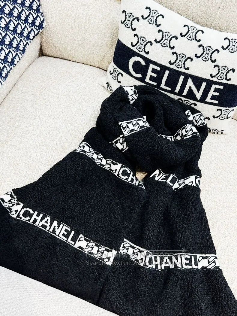 Chanel Chanel 20K black and white panda colour matching wool scar Size ONE SIZE - 2 Thumbnail