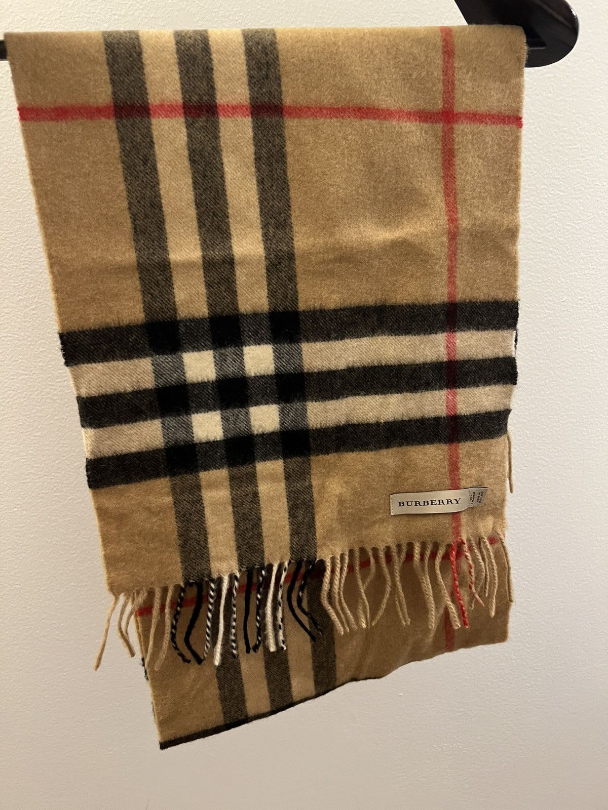 Burberry Burberry 100% cashmere scarf Size ONE SIZE - 1 Thumbnail