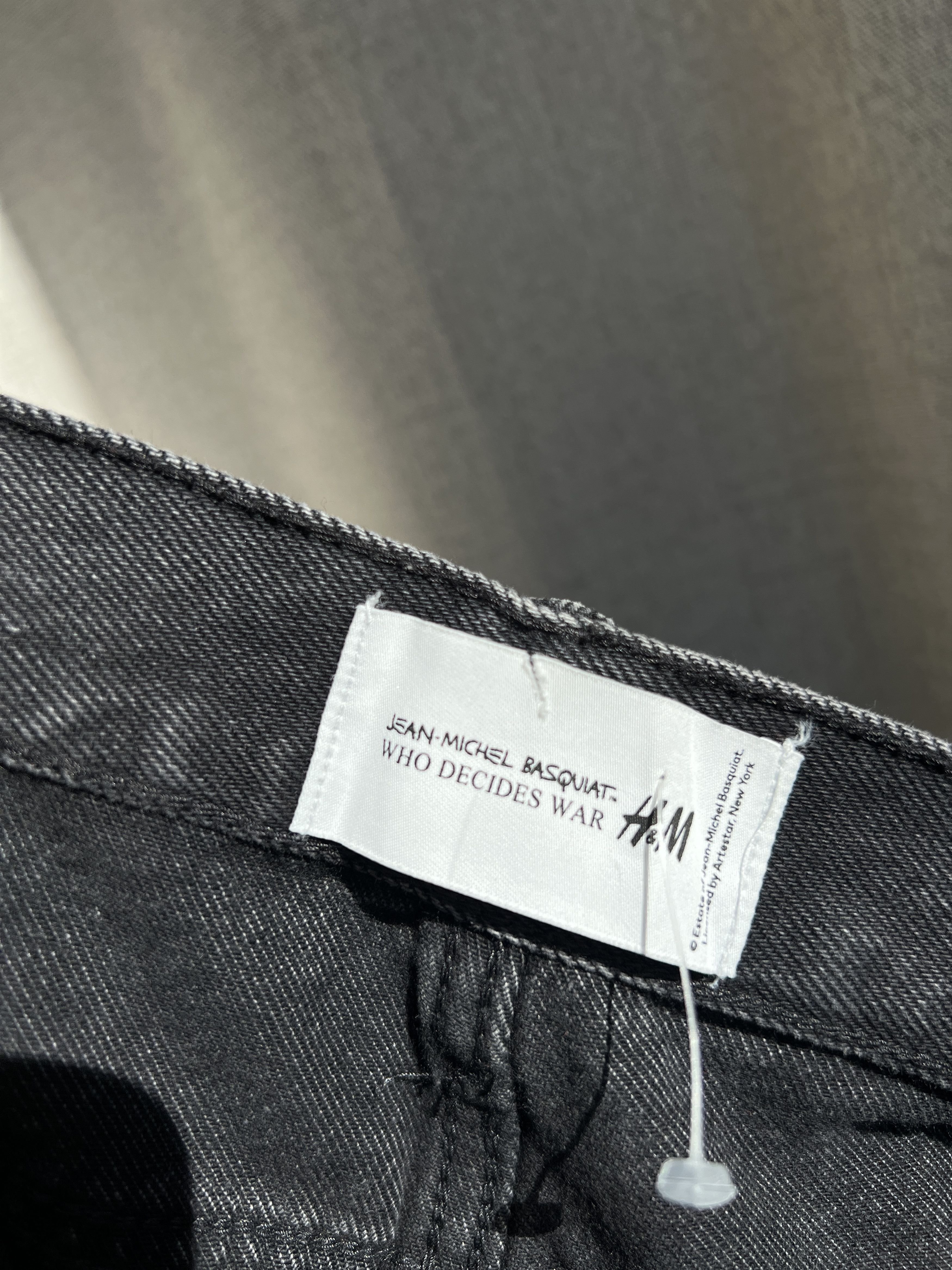 H&M × Jean-Michel Basquiat × Who Decides War Who Decided War x H&M x Jean Michel Basquiat Denim Pants Size US 30 / EU 46 - 5 Thumbnail