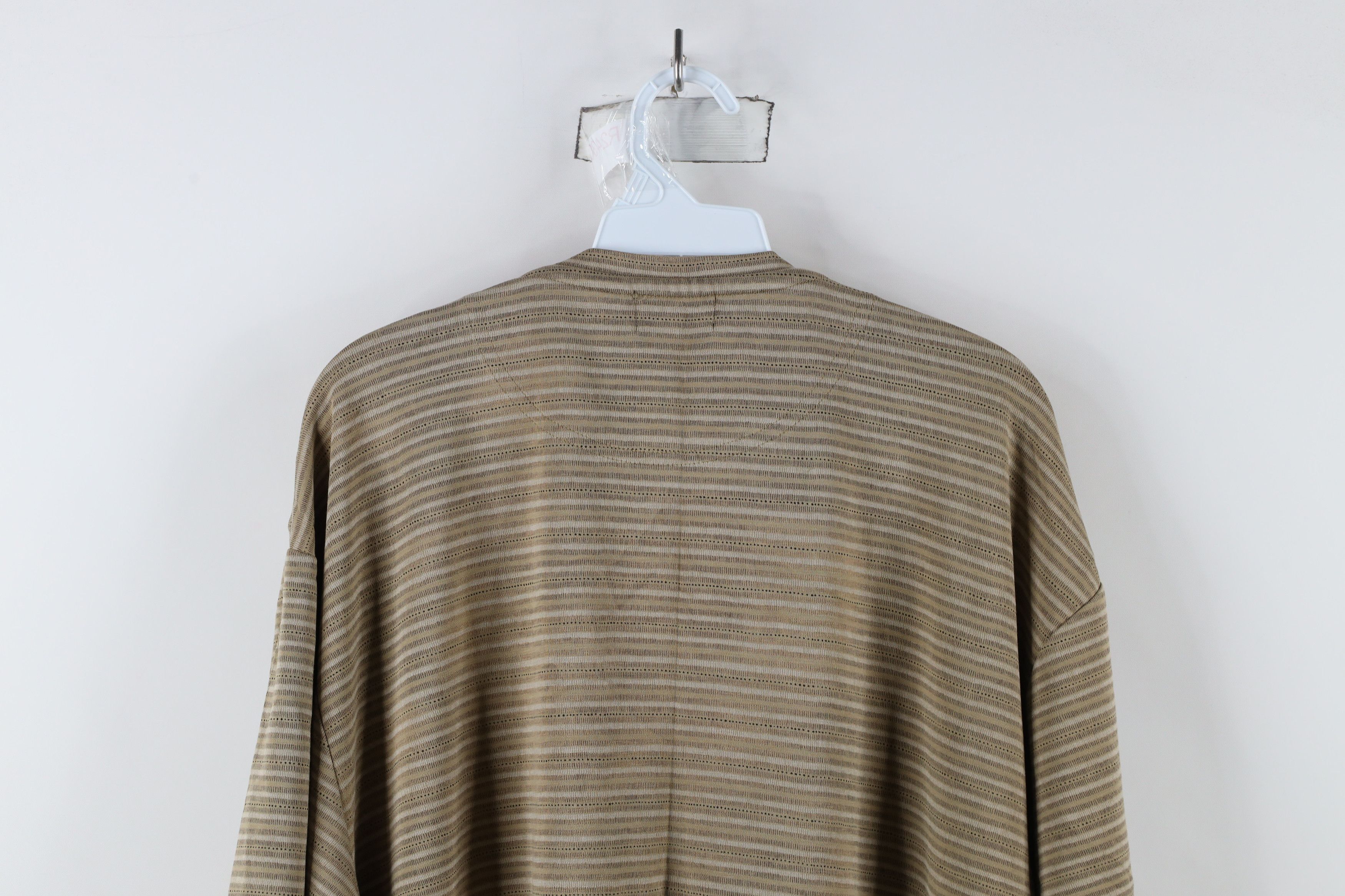 Vintage Vintage 90s Streetwear Short Sleeve T-Shirt Earth Tone USA Size US XXL / EU 58 / 5 - 7 Thumbnail