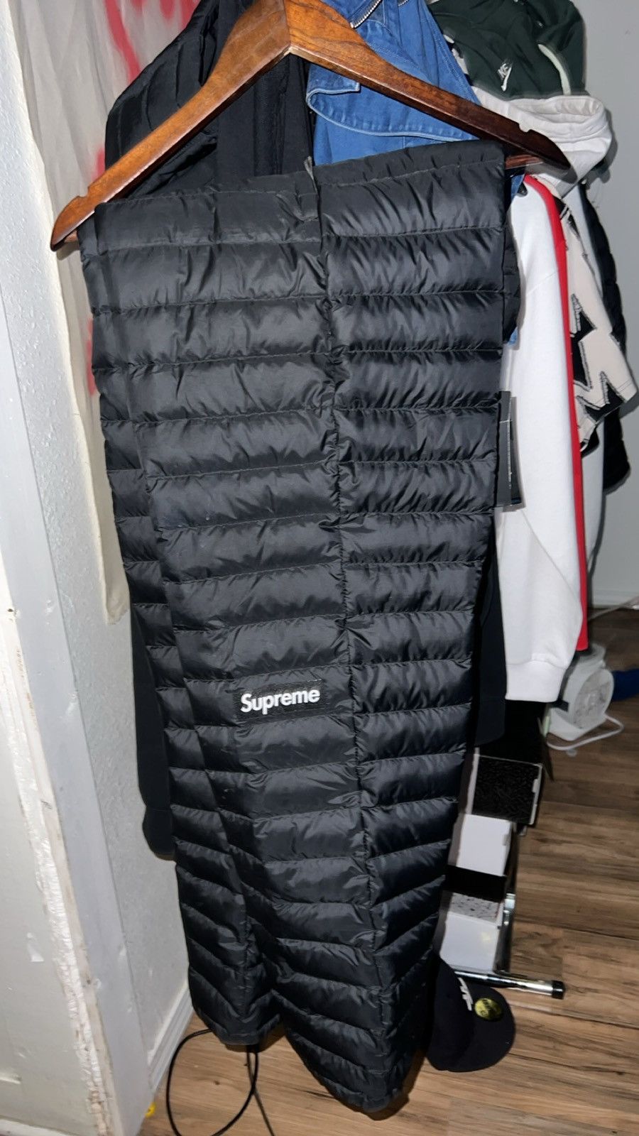 Supreme Supreme down pants Sz M Size US 34 / EU 50 - 1 Thumbnail