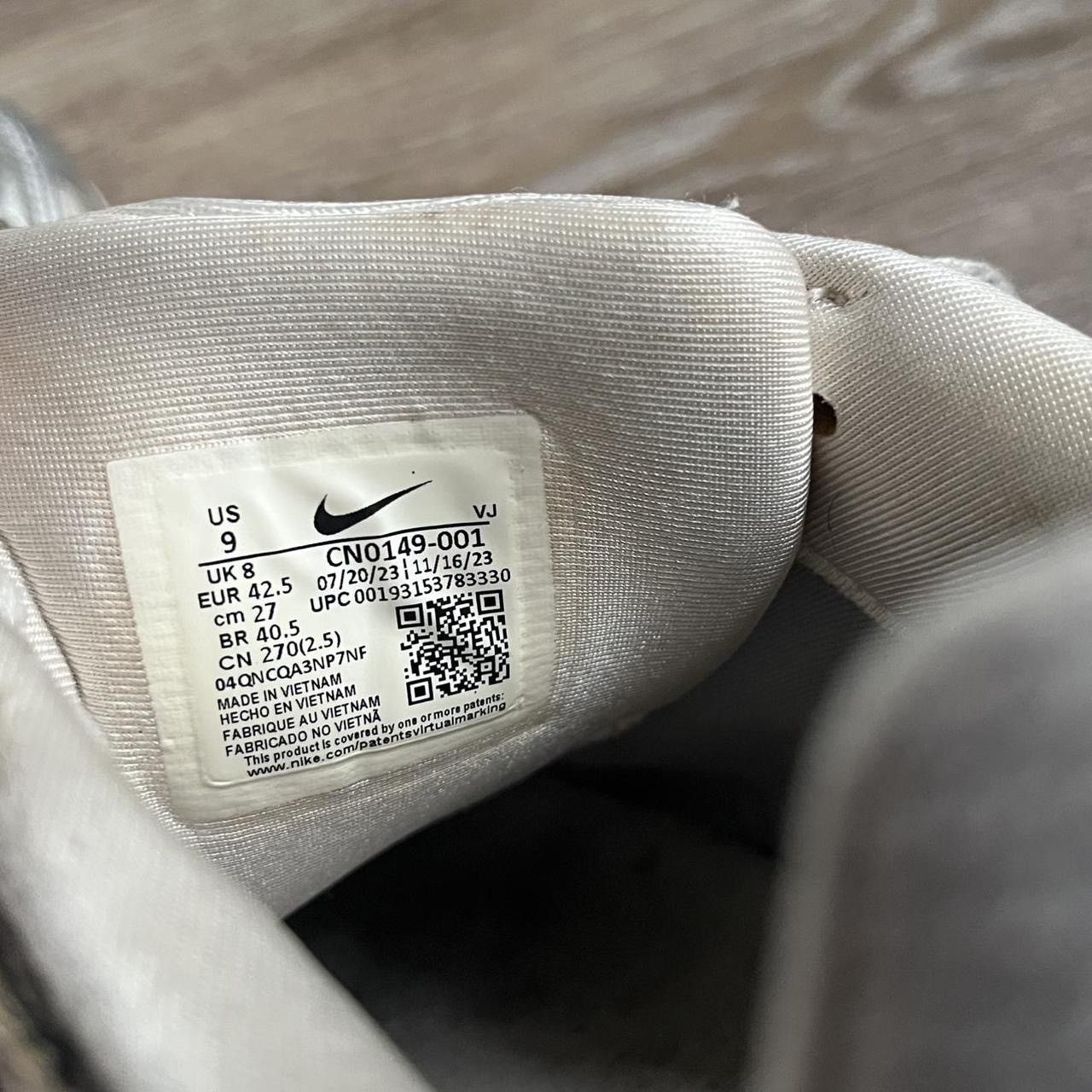 Nike metallic silver nike P-6000 trainers Size US 9 / EU 42 - 8 Thumbnail